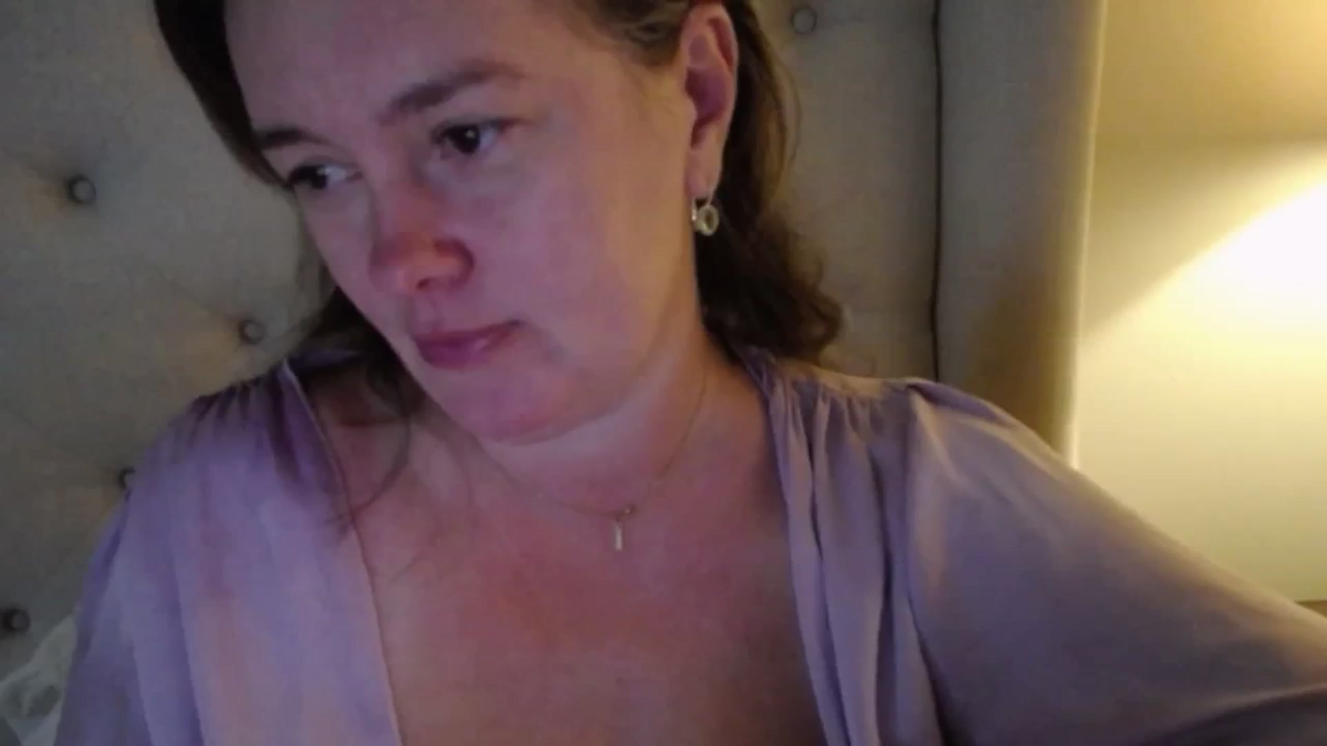 Gallery image thumbnail from J0llye's myfreecams stream on, 10/26/2025, 20:35 image 5 of 20
