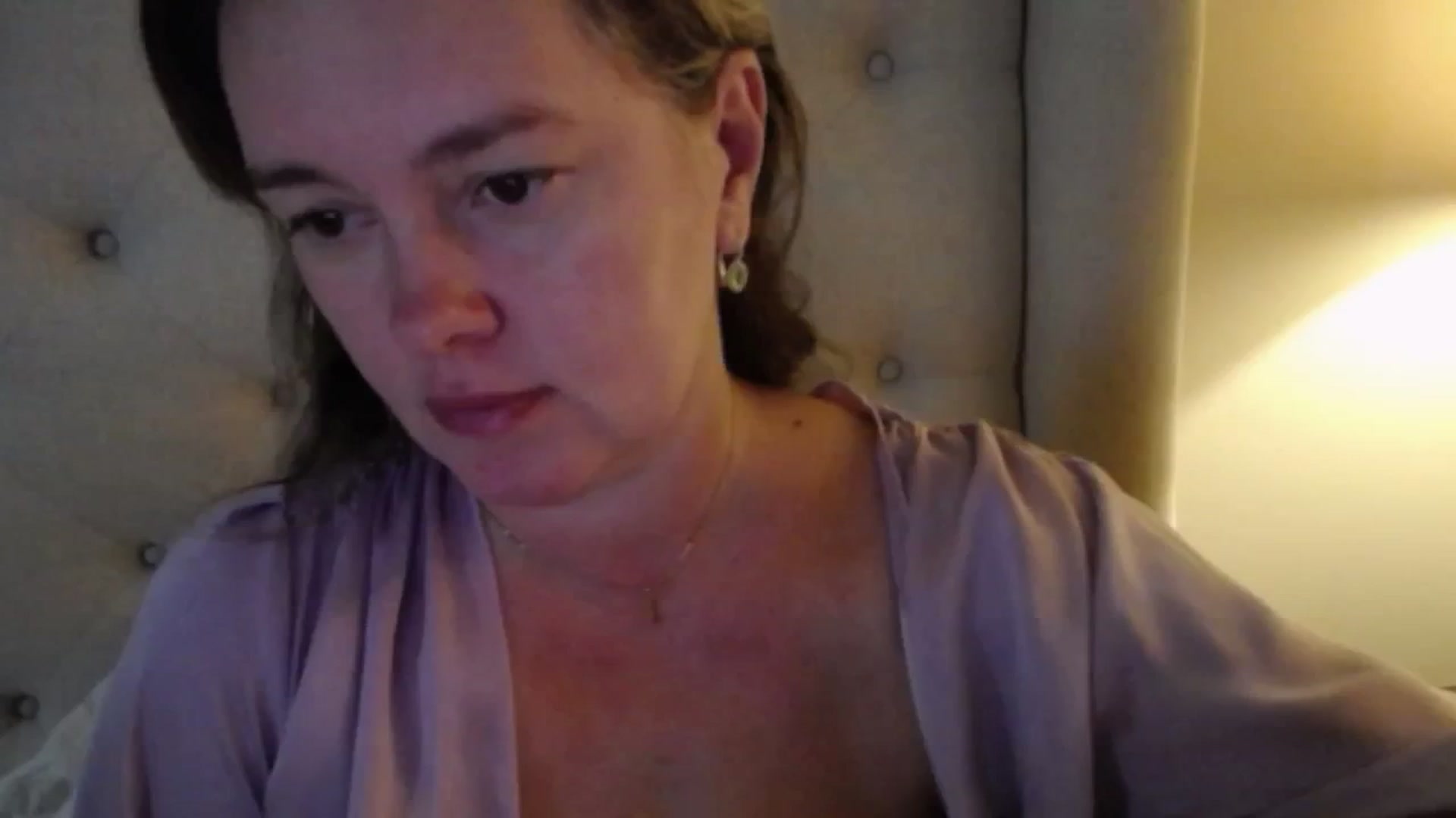 Gallery image thumbnail from J0llye's myfreecams stream on, 10/26/2025, 20:35 image 2 of 20