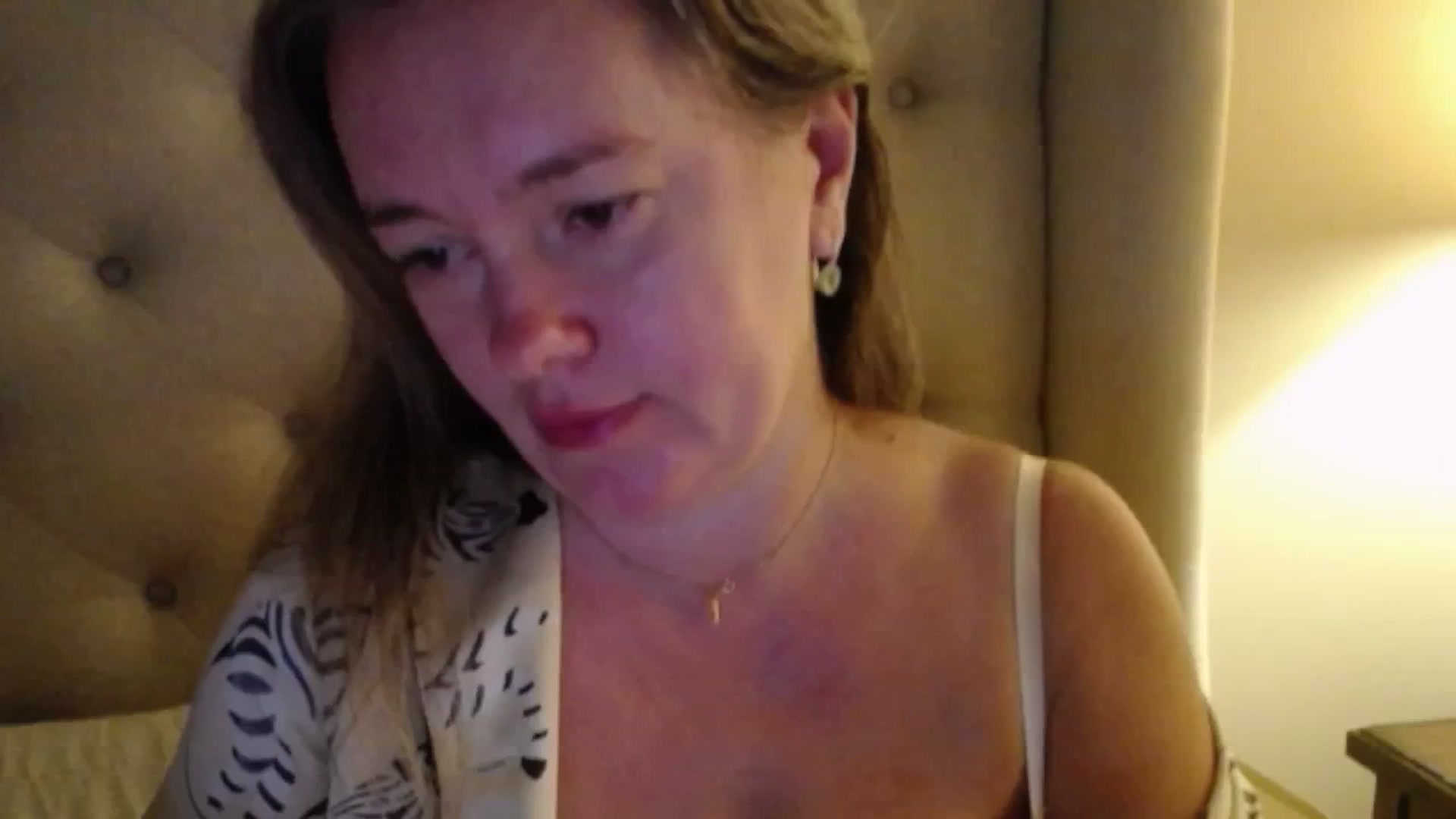Gallery image thumbnail from J0llye's myfreecams stream on, 11/03/2025, 05:38 image 4 of 20