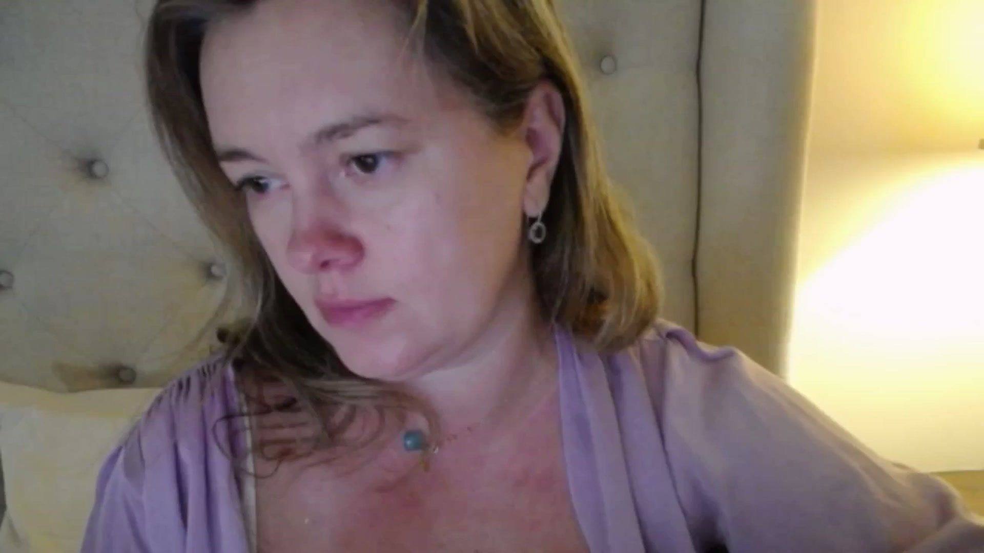 Gallery image thumbnail from J0llye's myfreecams stream on, 11/04/2025, 20:38 image 7 of 20