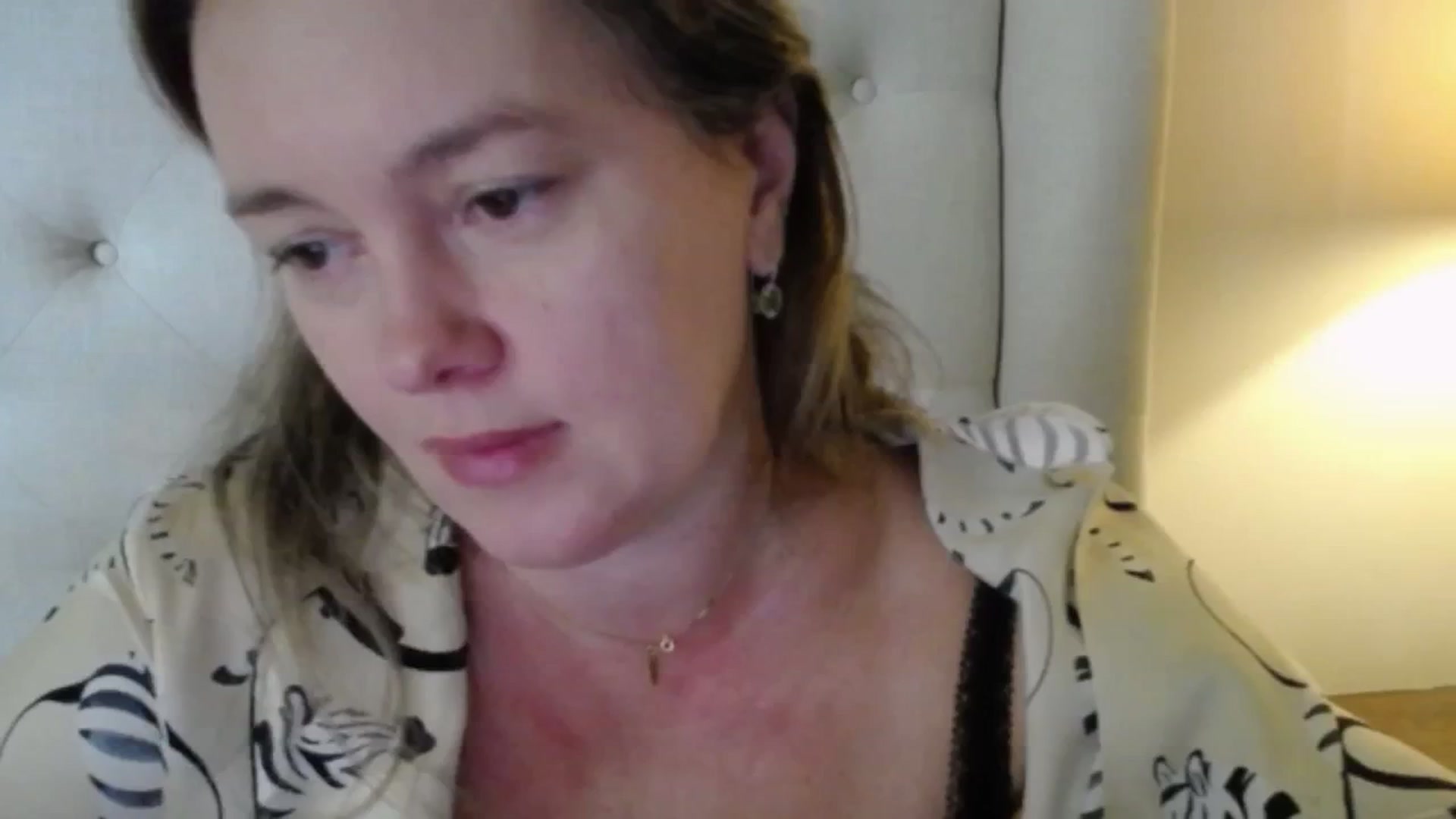 Gallery image thumbnail from J0llye's myfreecams stream on, 11/05/2025, 17:18 image 6 of 20
