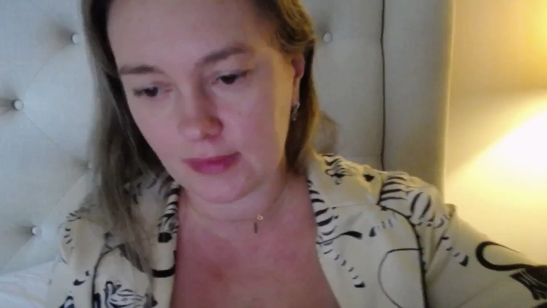 Gallery image thumbnail from J0llye's myfreecams stream on, 11/05/2025, 17:18 image 16 of 20