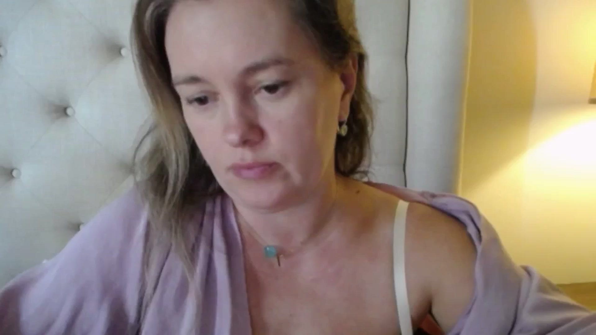 Gallery image thumbnail from J0llye's myfreecams stream on, 11/10/2025, 19:40 image 19 of 20