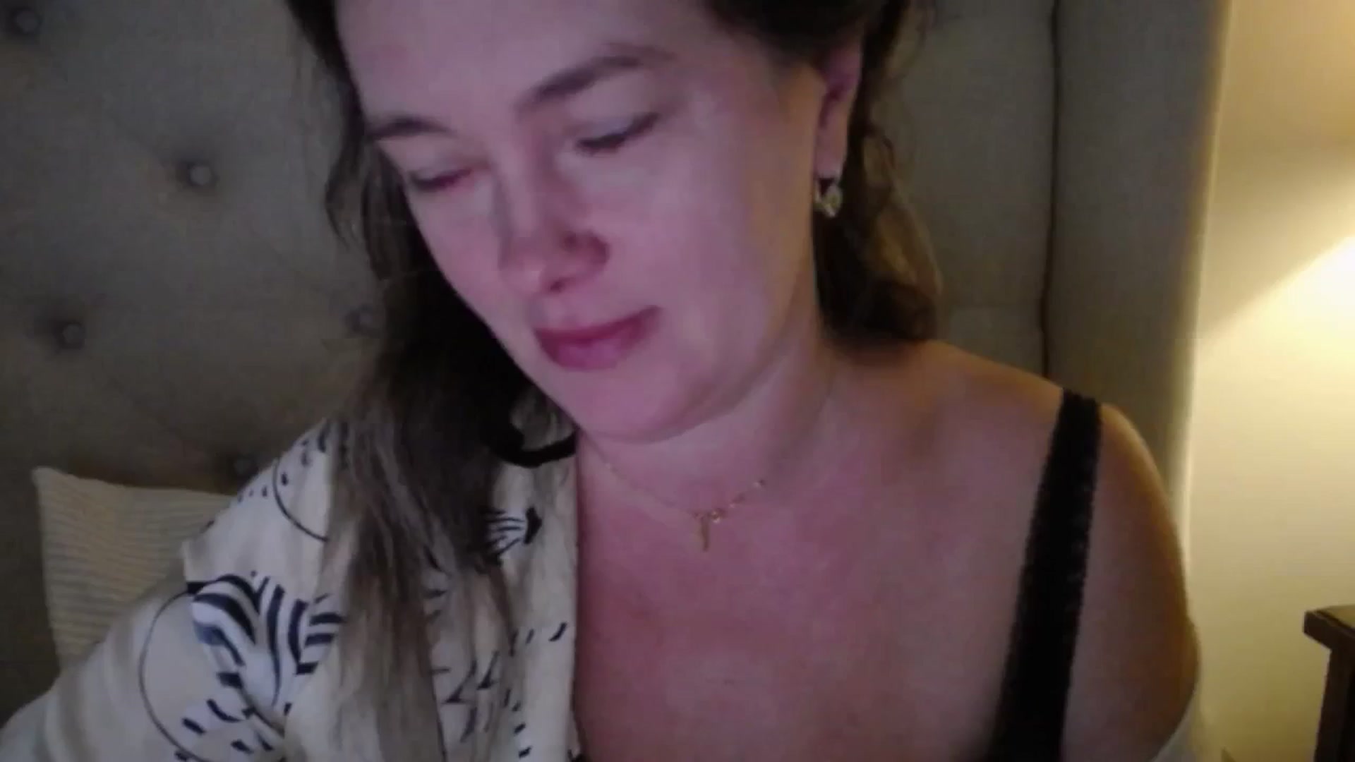 Gallery image thumbnail from J0llye's myfreecams stream on, 11/13/2025, 17:11 image 18 of 20