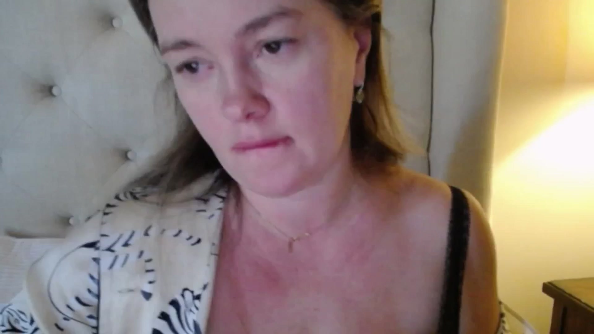 Gallery image thumbnail from J0llye's myfreecams stream on, 11/13/2025, 19:34 image 7 of 20
