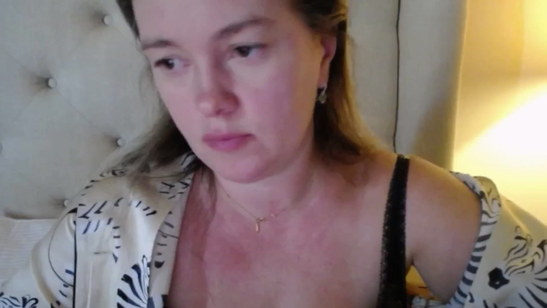 Gallery image thumbnail from J0llye's myfreecams stream on, 11/13/2025, 19:34 image 8 of 20