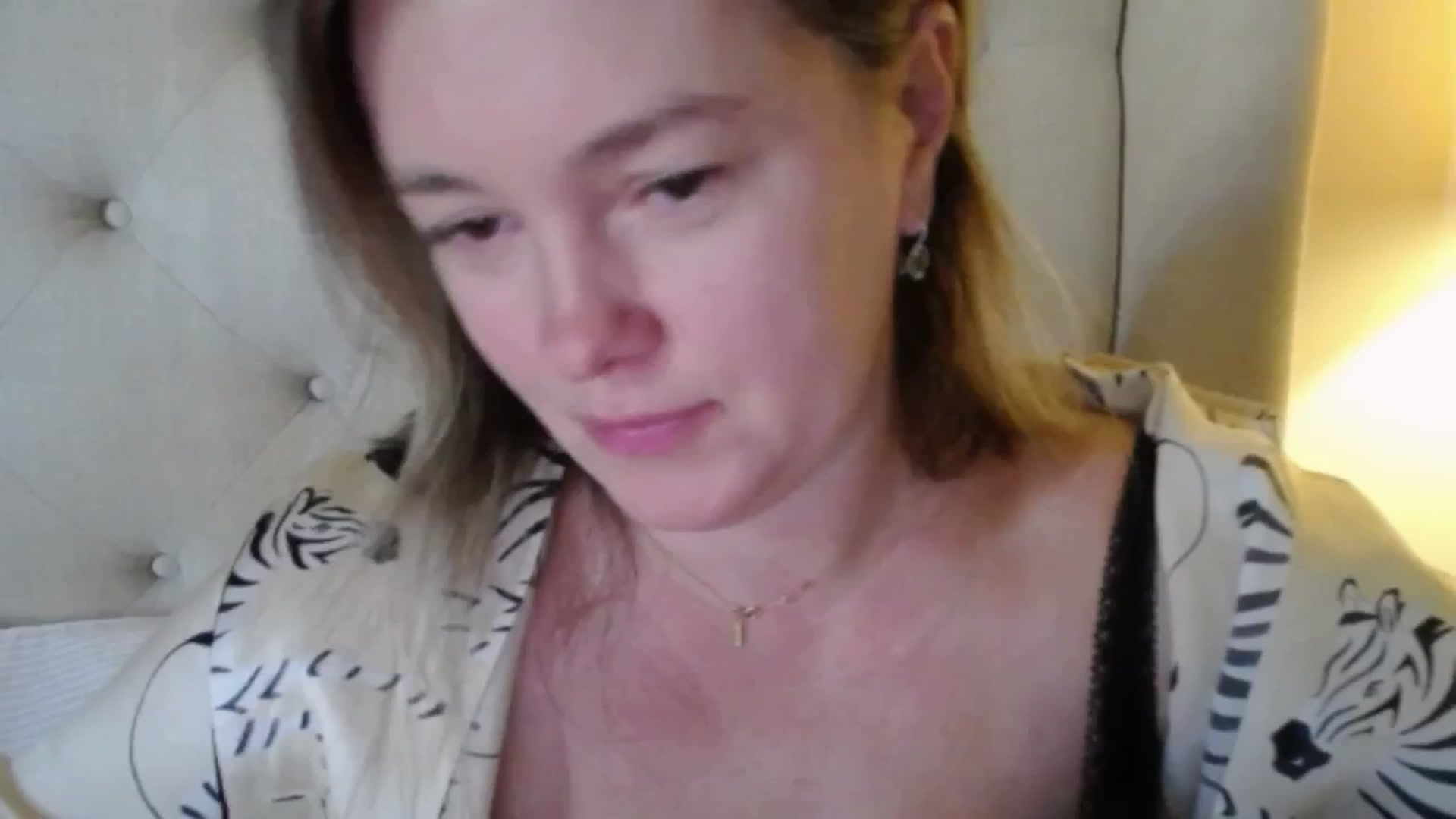 Gallery image thumbnail from J0llye's myfreecams stream on, 11/13/2025, 20:15 image 13 of 20