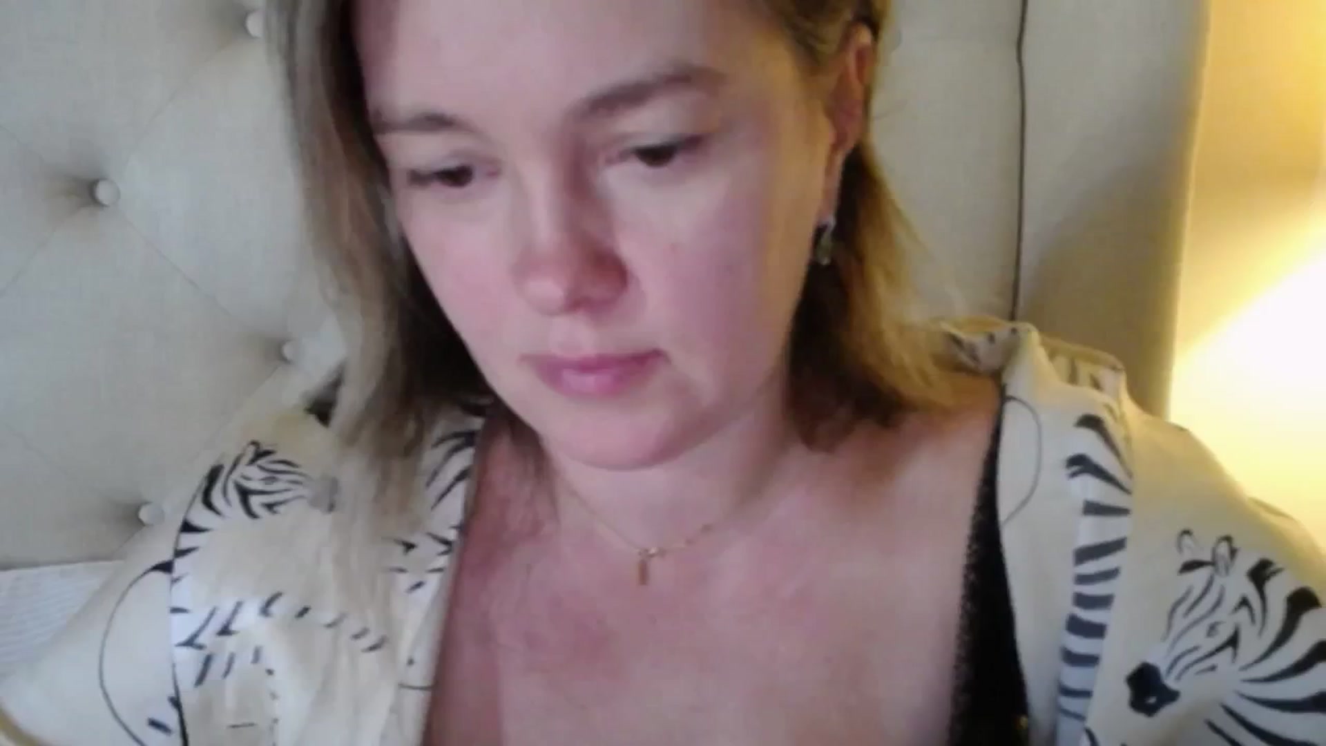 Gallery image thumbnail from J0llye's myfreecams stream on, 11/13/2025, 20:15 image 18 of 20