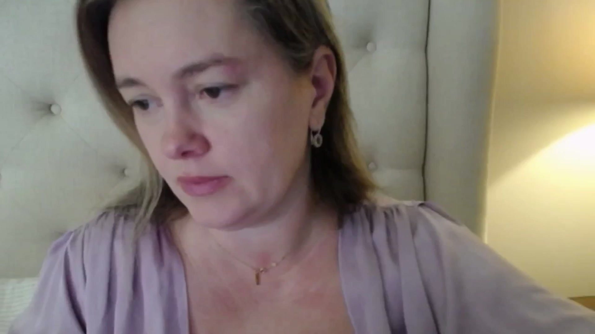 Gallery image thumbnail from J0llye's myfreecams stream on, 11/14/2025, 17:06 image 2 of 20