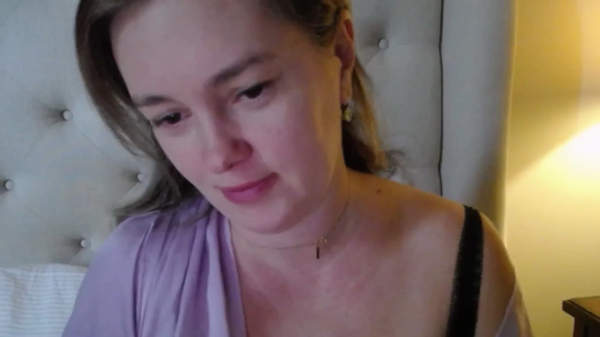 Gallery image thumbnail from J0llye's myfreecams stream on, 11/15/2025, 21:33 image 1 of 20
