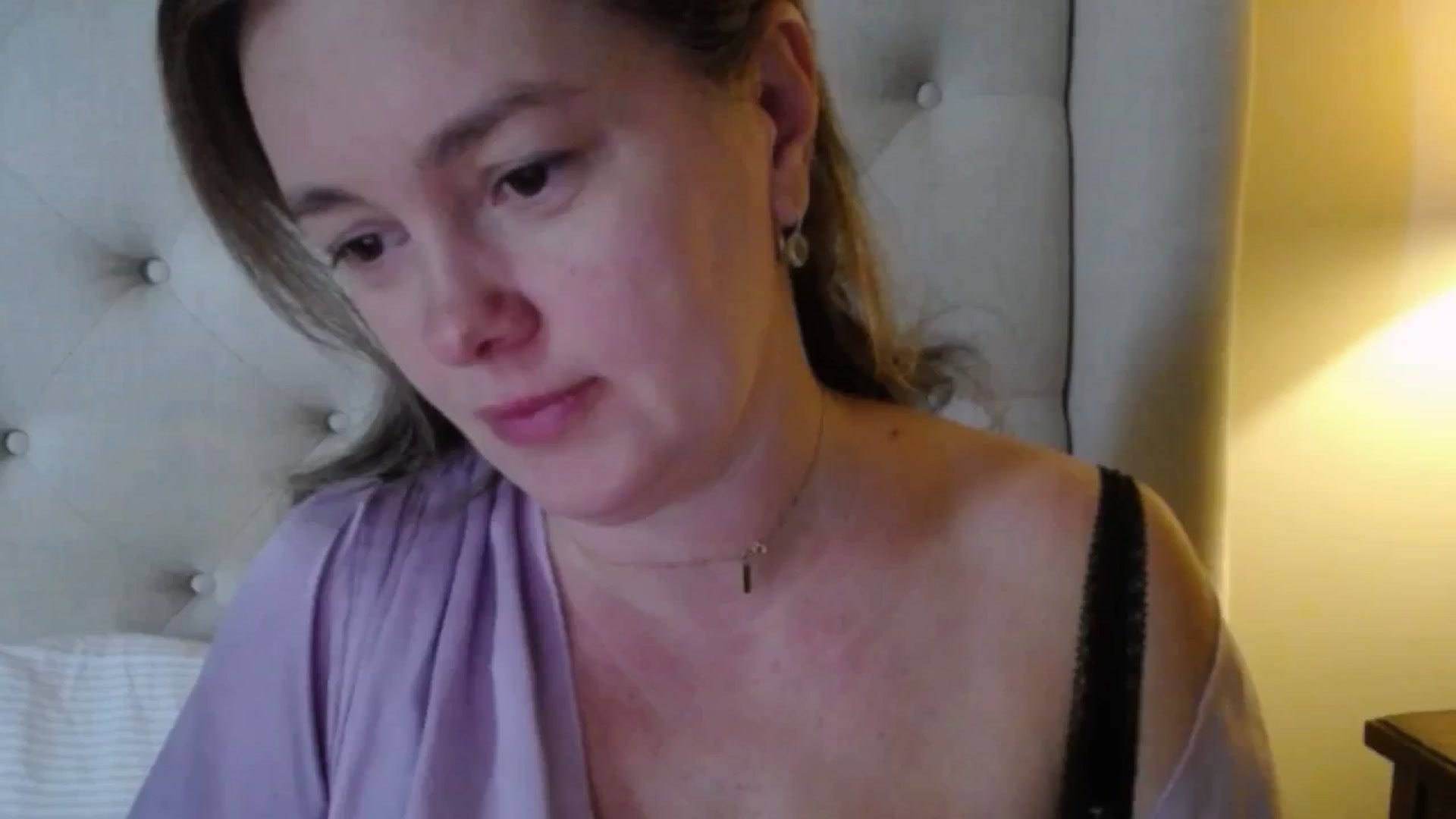 Gallery image thumbnail from J0llye's myfreecams stream on, 11/15/2025, 21:33 image 2 of 20