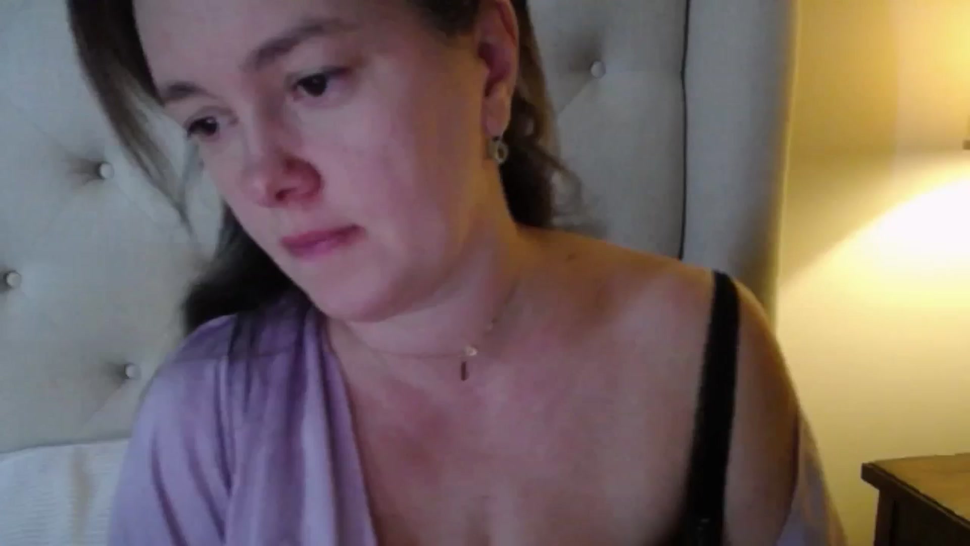 Gallery image thumbnail from J0llye's myfreecams stream on, 11/15/2025, 21:33 image 14 of 20