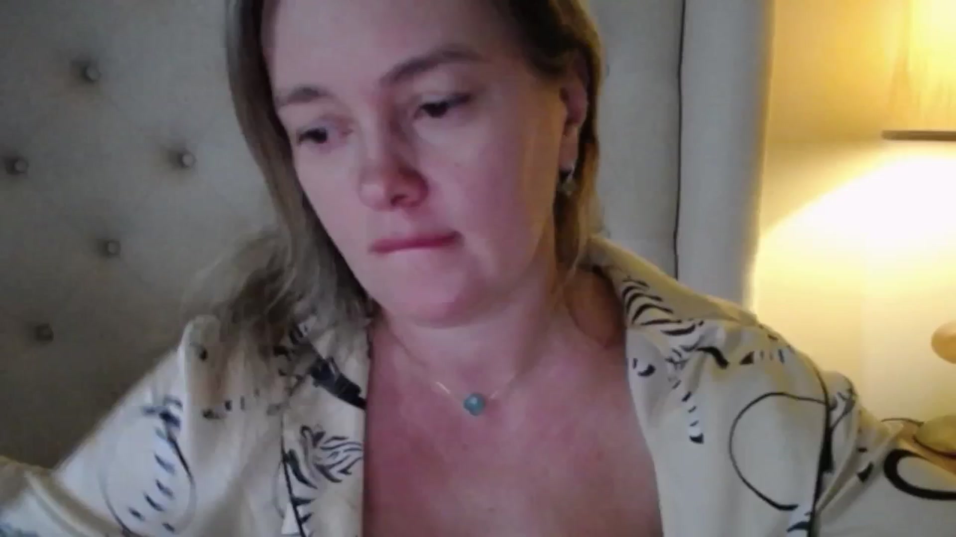Gallery image thumbnail from J0llye's myfreecams stream on, 11/17/2025, 20:33 image 9 of 20