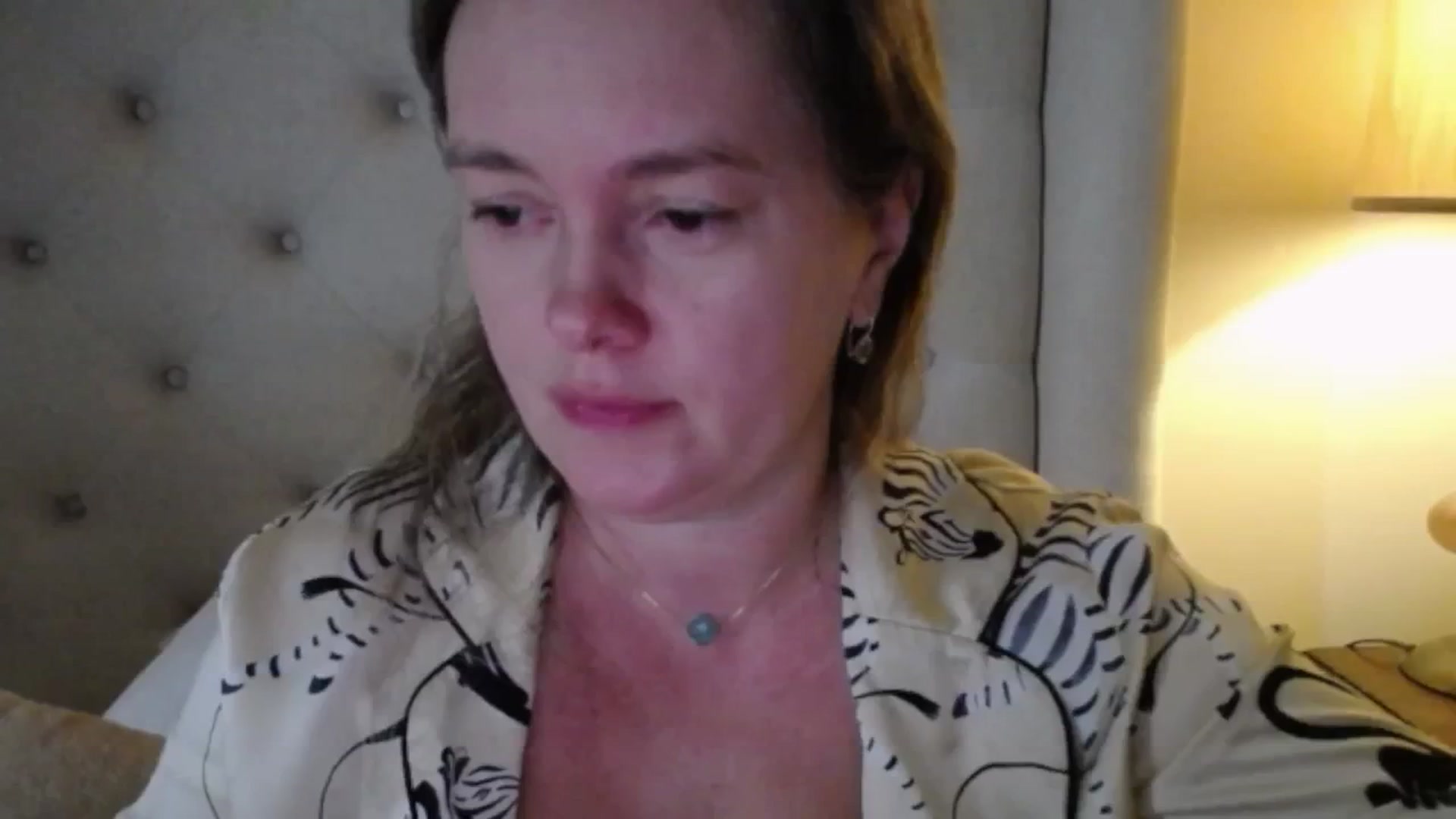 Gallery image thumbnail from J0llye's myfreecams stream on, 11/17/2025, 20:33 image 15 of 20
