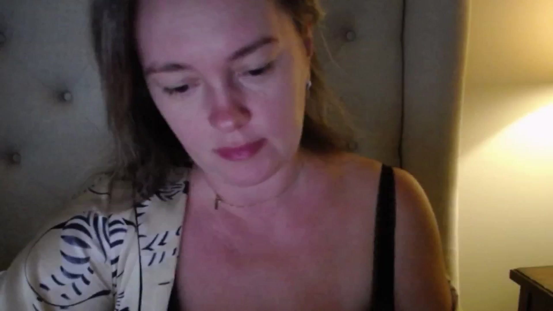 Gallery image thumbnail from J0llye's myfreecams stream on, 11/18/2025, 17:05 image 10 of 20