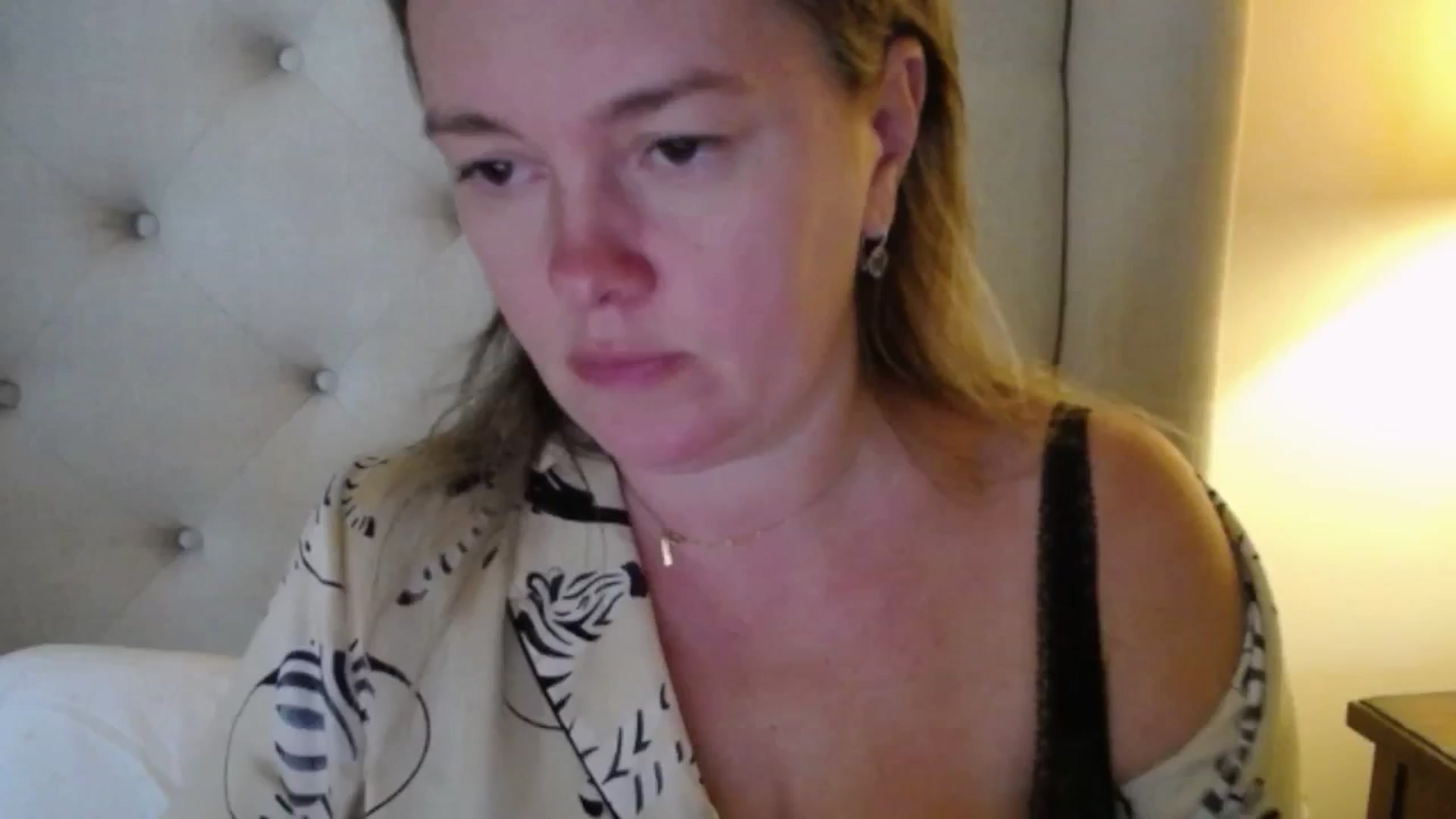 Gallery image thumbnail from J0llye's myfreecams stream on, 11/18/2025, 20:33 image 13 of 20
