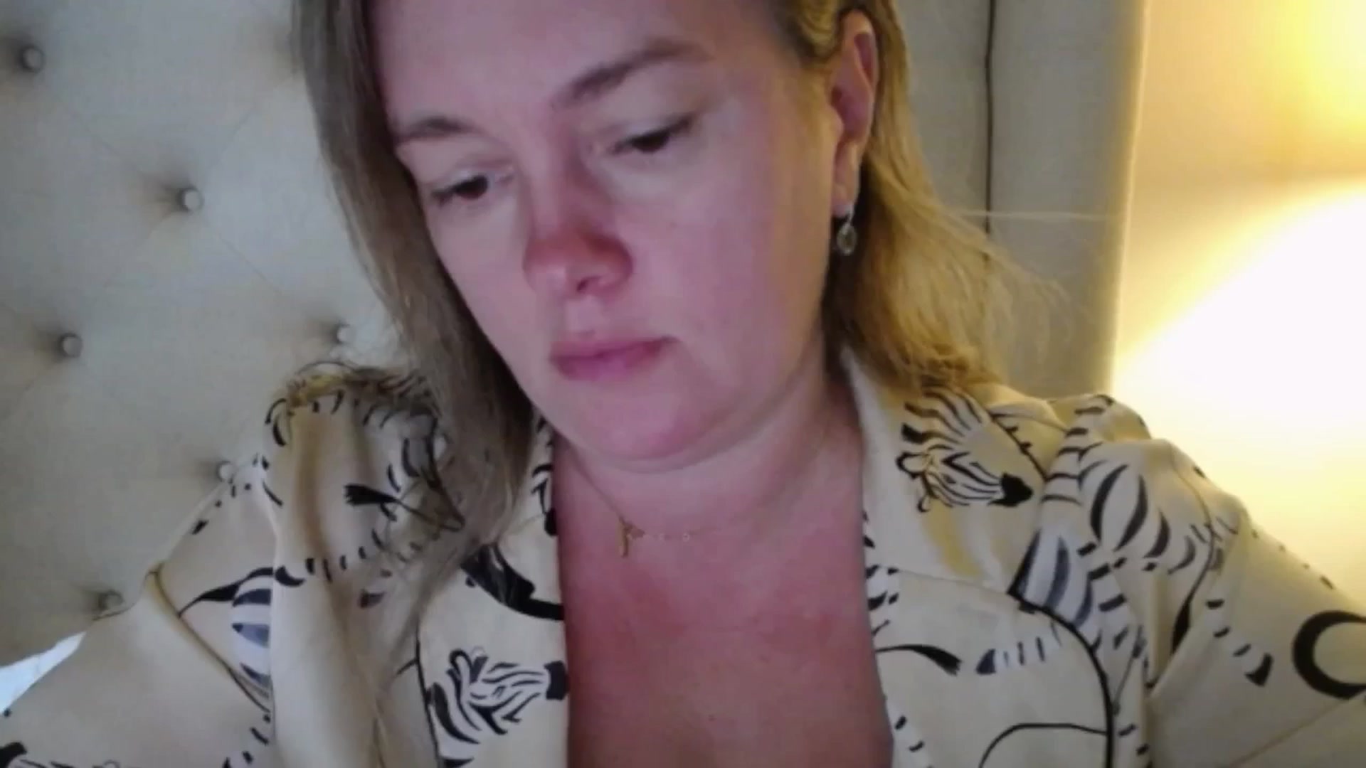 Gallery image thumbnail from J0llye's myfreecams stream on, 11/18/2025, 20:33 image 5 of 20