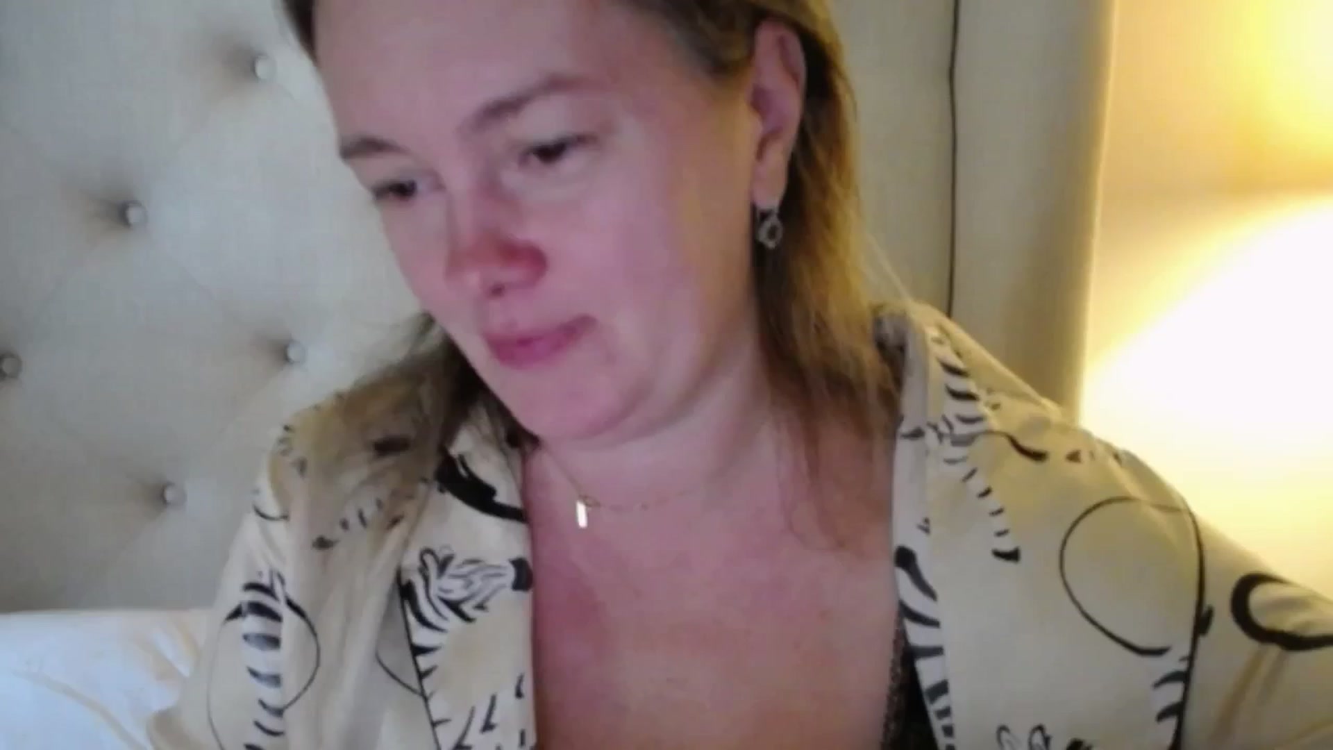 Gallery image thumbnail from J0llye's myfreecams stream on, 11/18/2025, 20:33 image 20 of 20