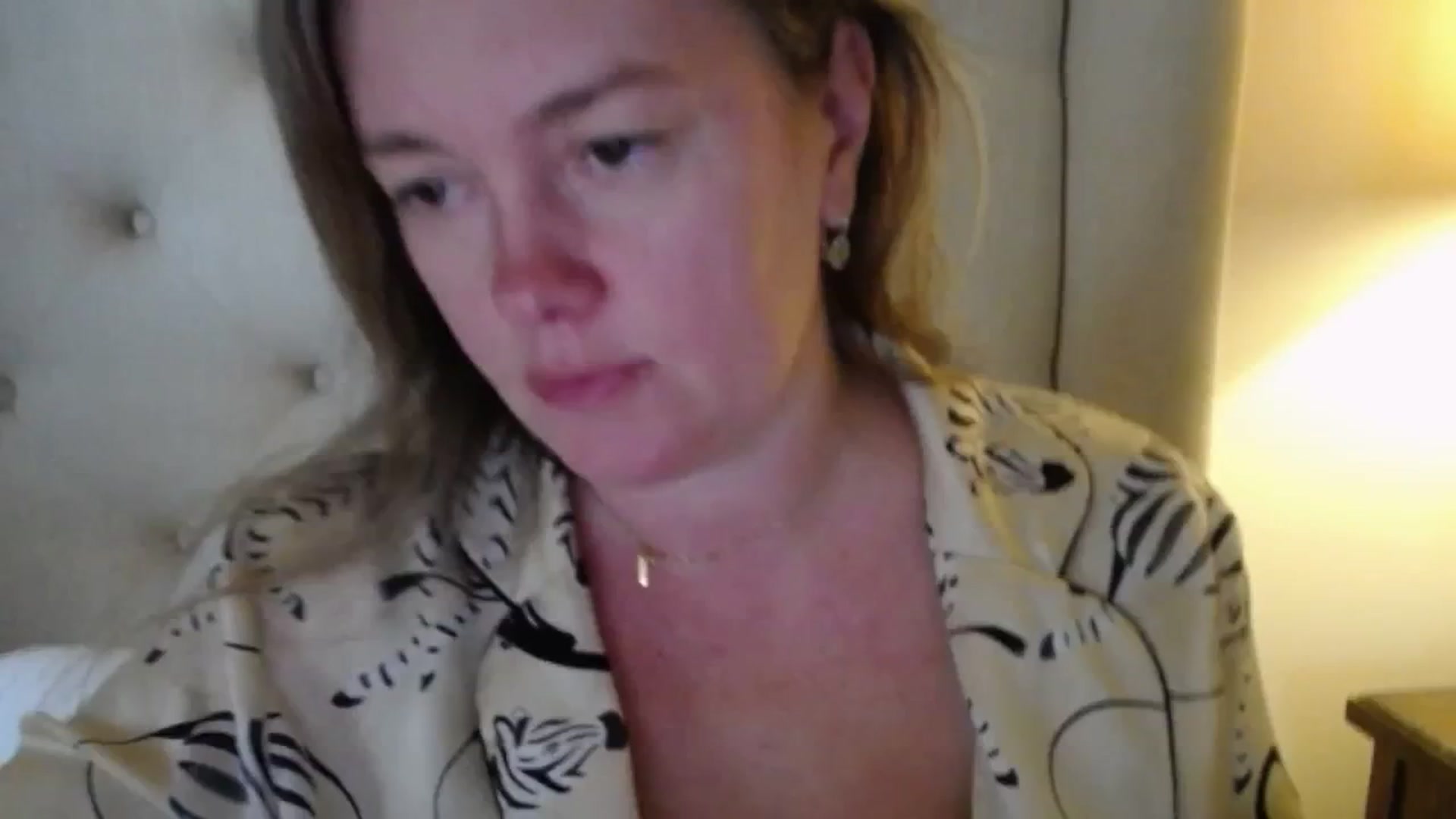 Gallery image thumbnail from J0llye's myfreecams stream on, 11/18/2025, 20:33 image 11 of 20