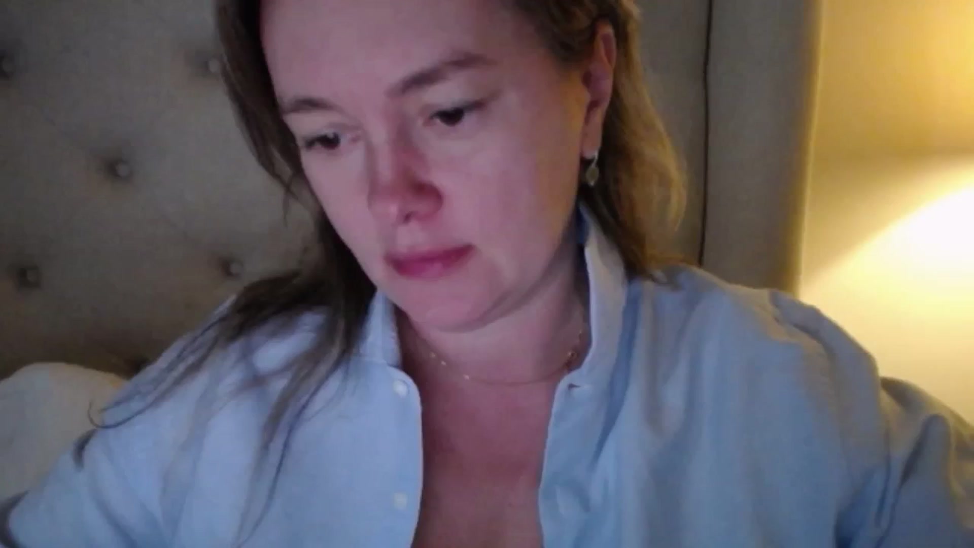 Gallery image thumbnail from J0llye's myfreecams stream on, 11/19/2025, 16:15 image 15 of 20