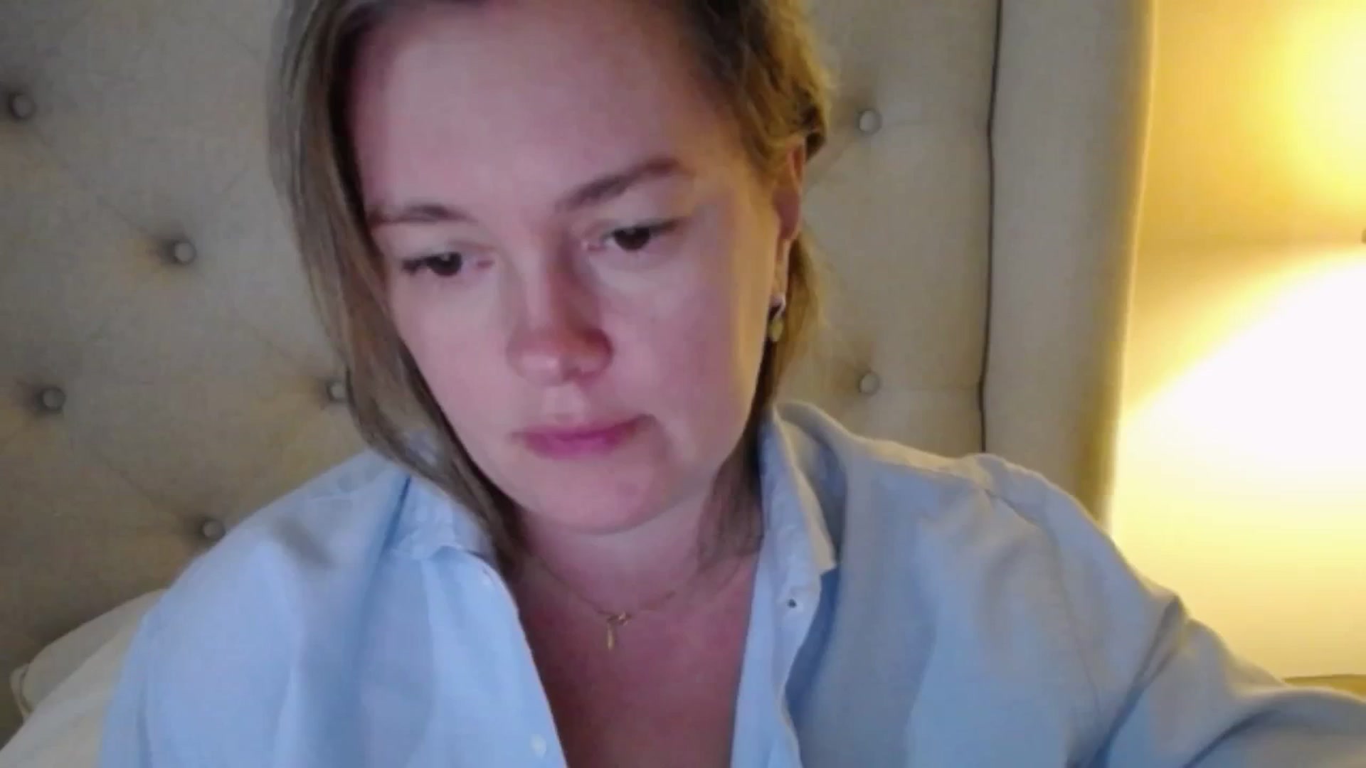 Gallery image thumbnail from J0llye's myfreecams stream on, 11/19/2025, 20:34 image 8 of 20
