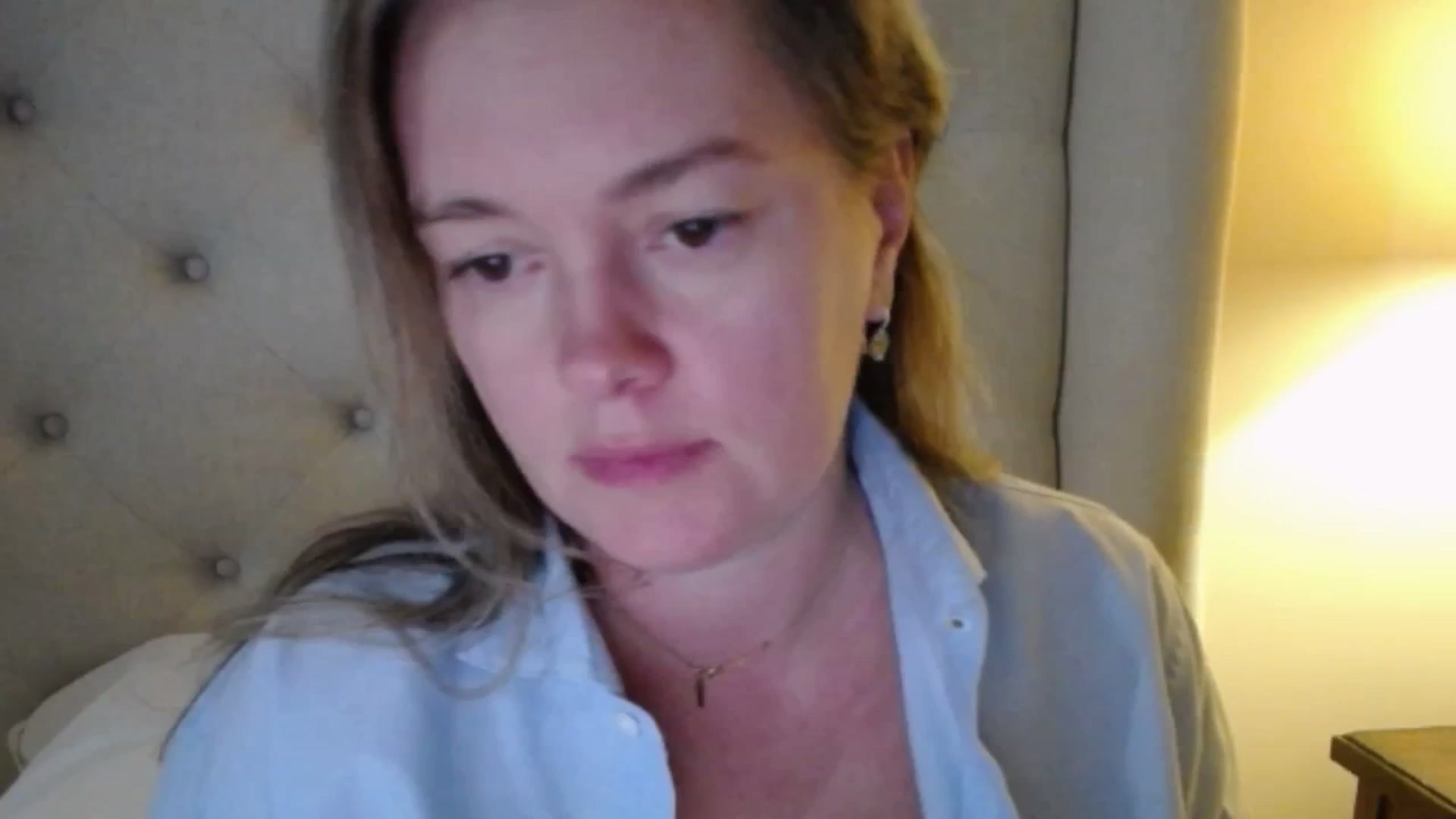 Gallery image thumbnail from J0llye's myfreecams stream on, 11/19/2025, 20:34 image 16 of 20