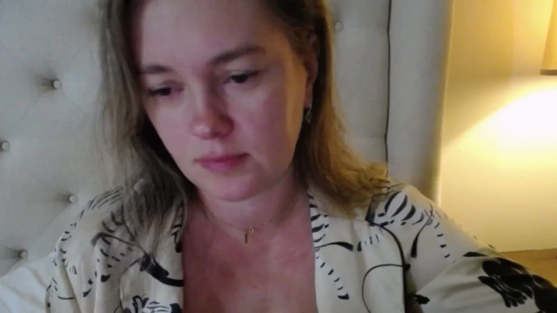 Gallery image thumbnail from J0llye's myfreecams stream on, 11/20/2025, 17:02 image 17 of 20