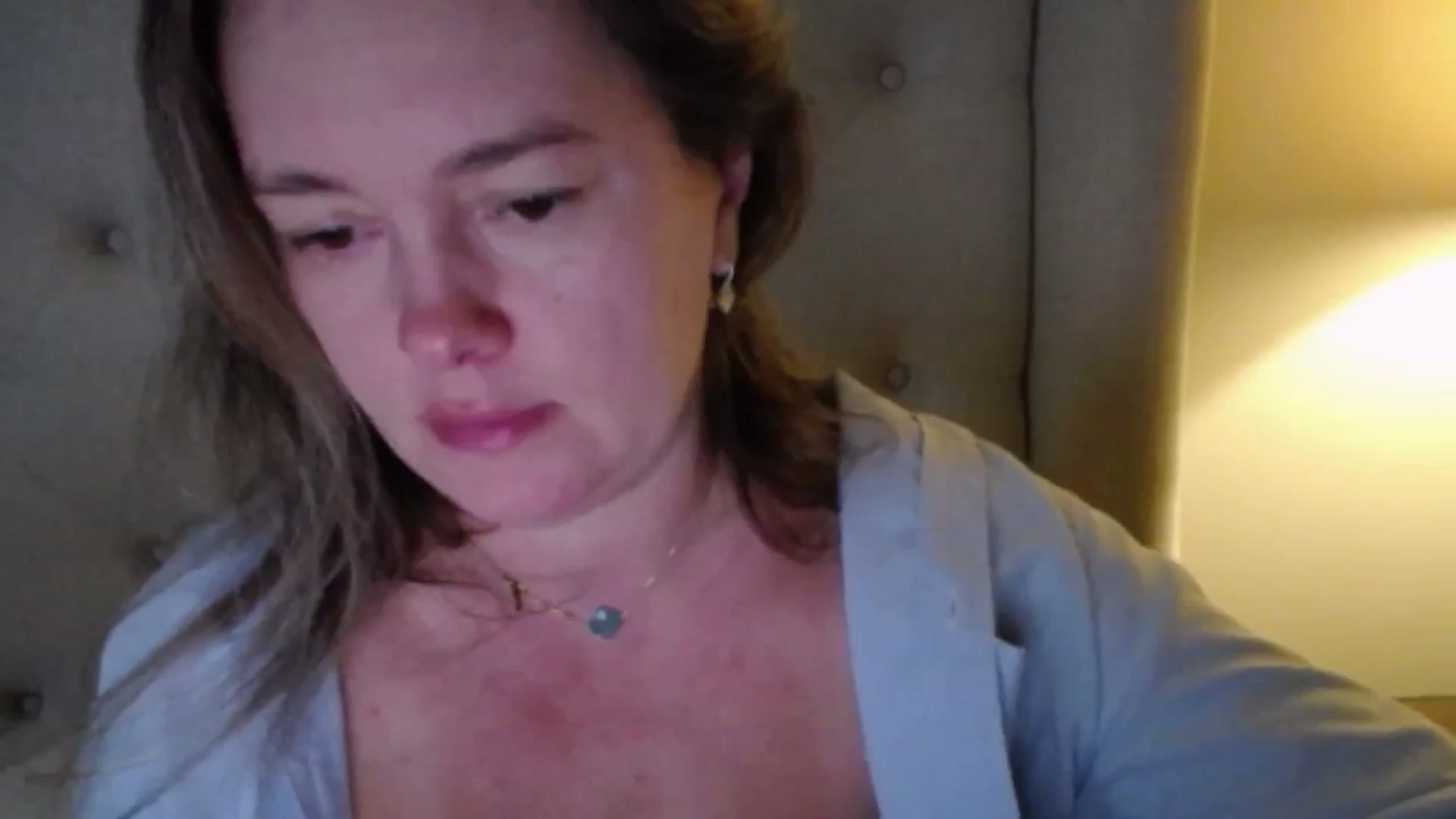 Gallery image thumbnail from J0llye's myfreecams stream on, 11/21/2025, 16:53 image 9 of 20