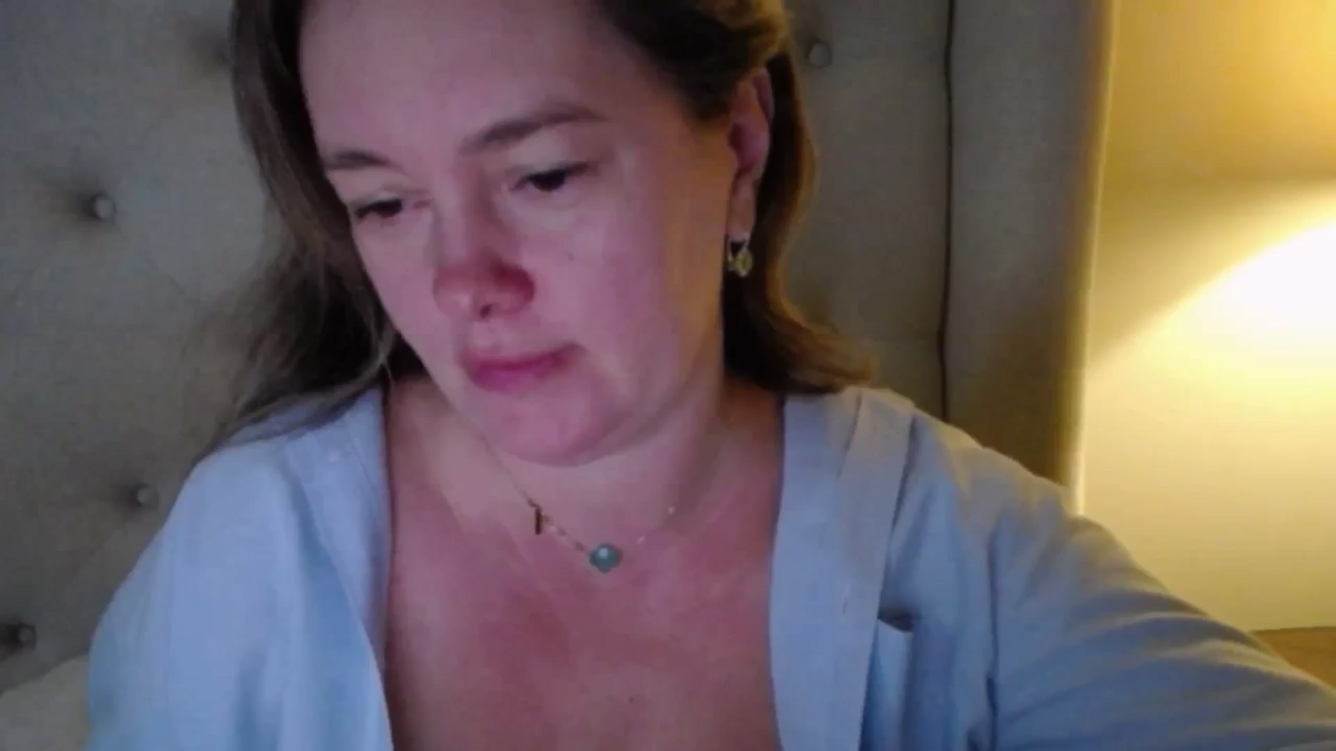 Gallery image thumbnail from J0llye's myfreecams stream on, 11/21/2025, 16:53 image 13 of 20