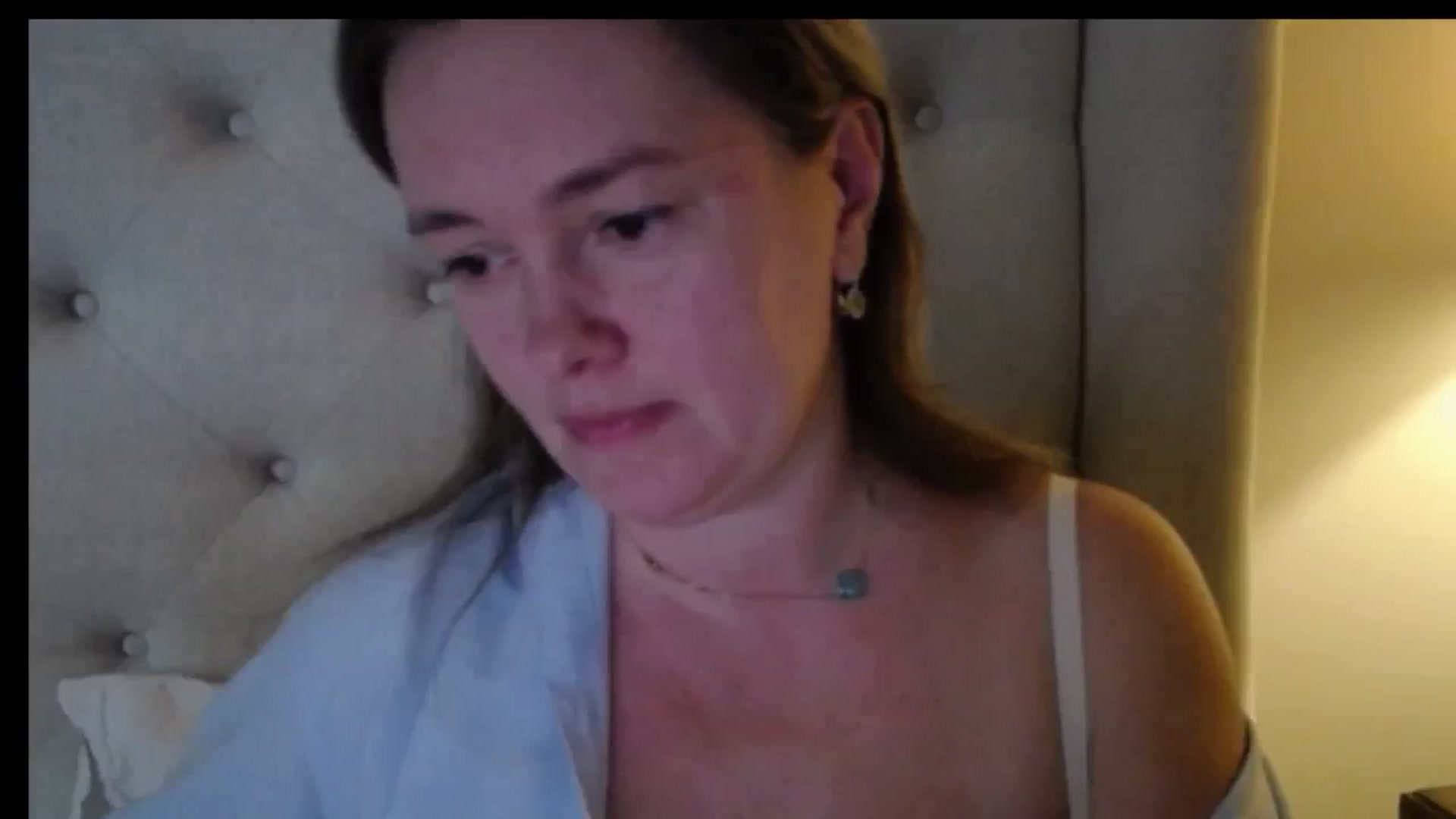 Gallery image thumbnail from J0llye's myfreecams stream on, 11/23/2025, 21:16 image 11 of 20