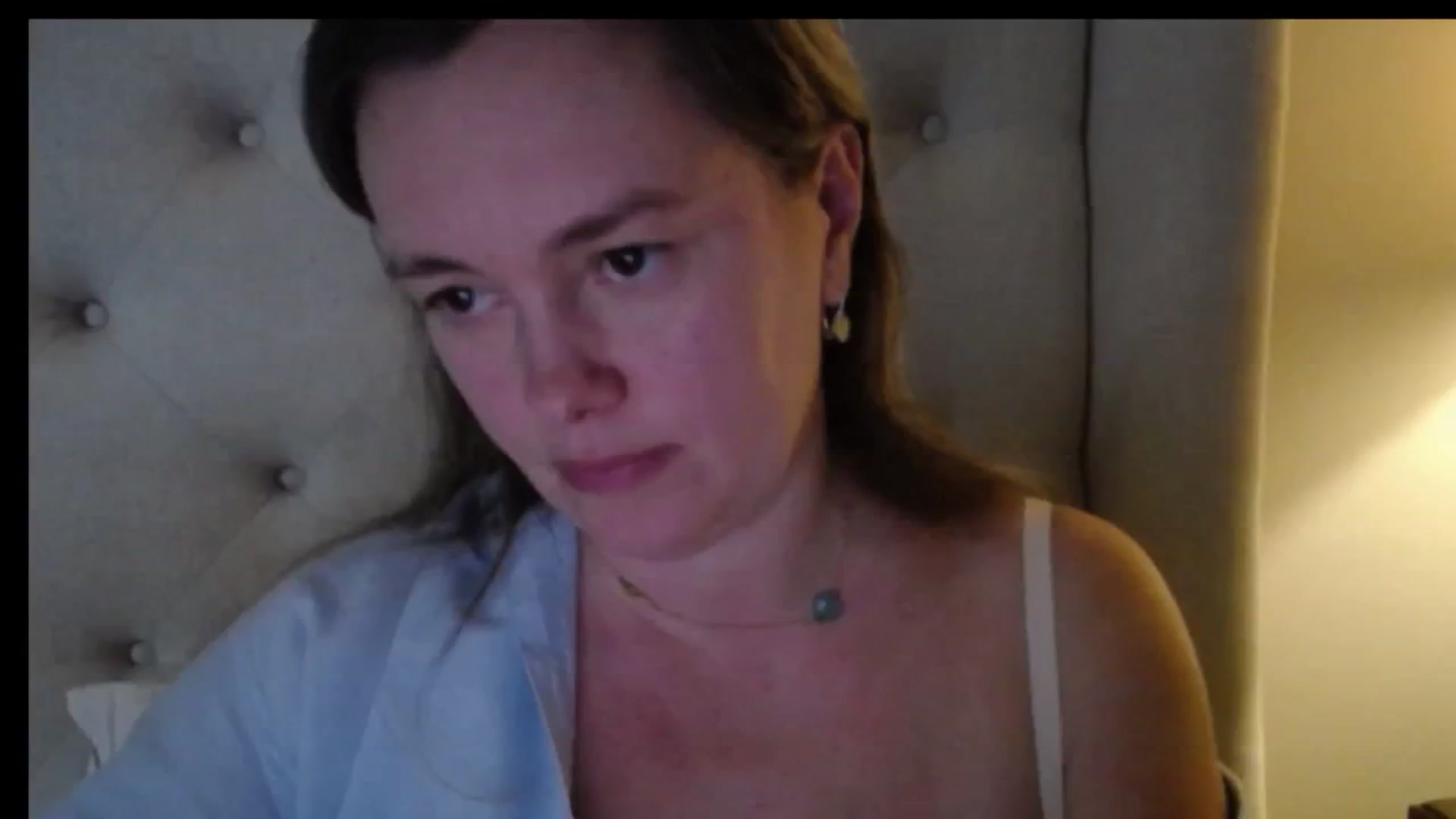 Gallery image thumbnail from J0llye's myfreecams stream on, 11/23/2025, 21:16 image 14 of 20