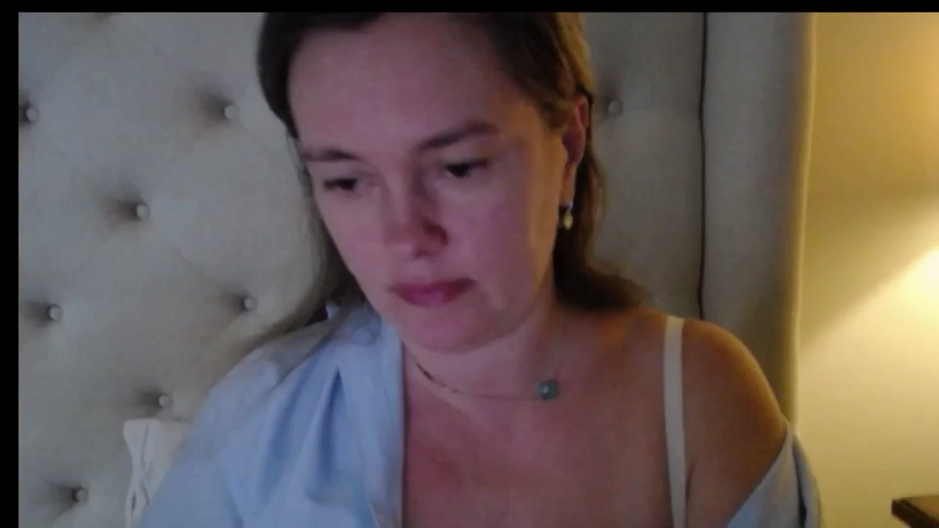 Gallery image thumbnail from J0llye's myfreecams stream on, 11/23/2025, 21:16 image 2 of 20