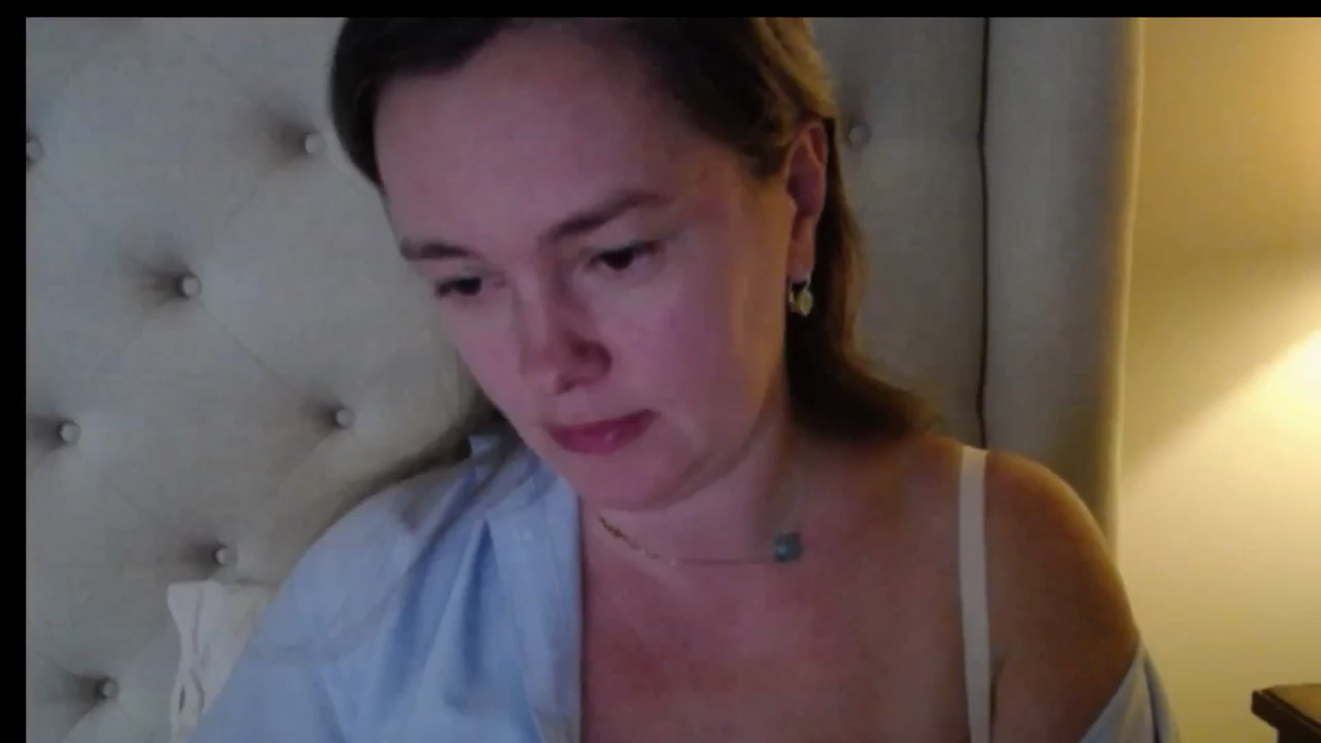 Gallery image thumbnail from J0llye's myfreecams stream on, 11/23/2025, 21:16 image 3 of 20