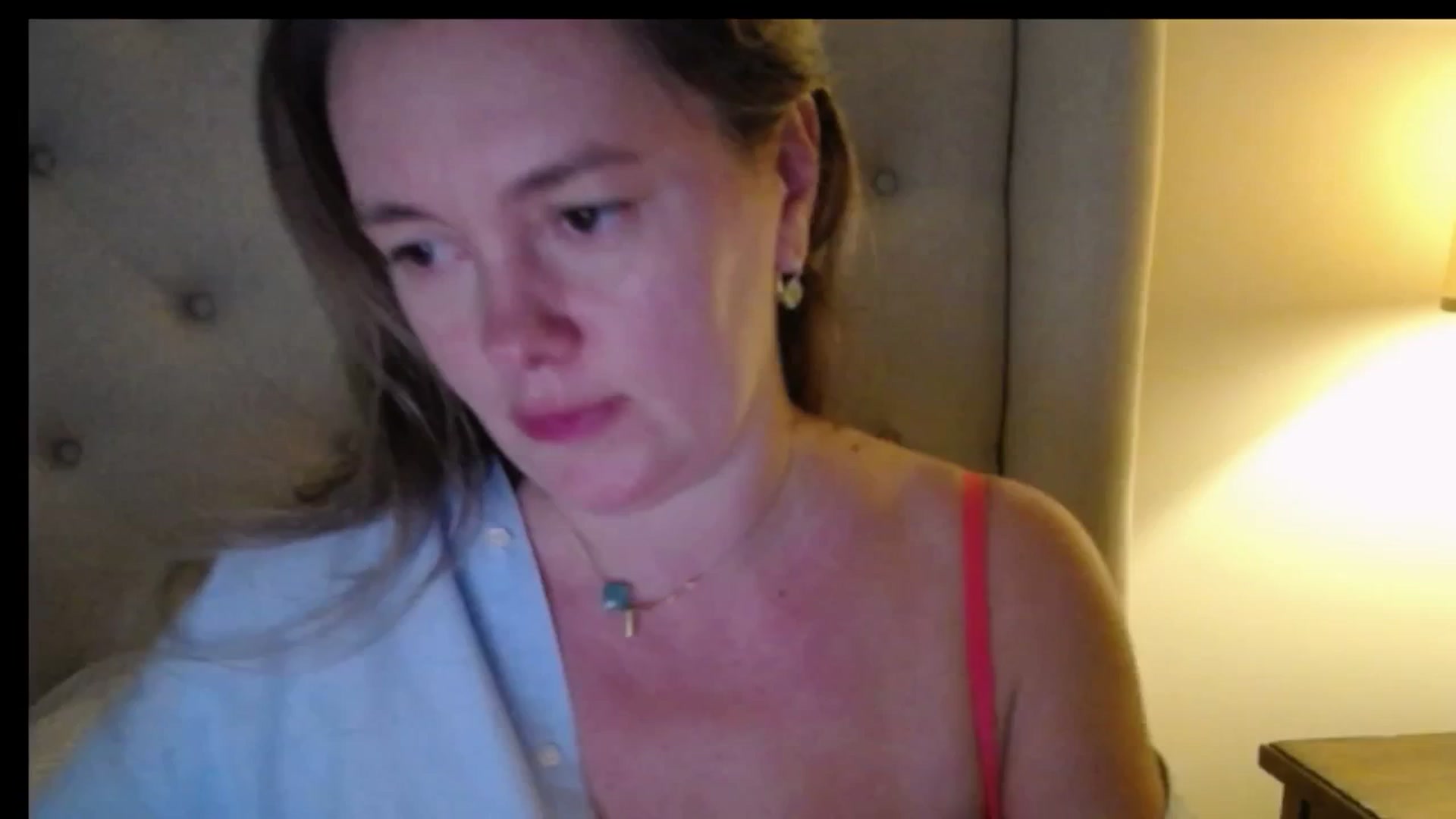 Gallery image thumbnail from J0llye's myfreecams stream on, 11/24/2025, 20:37 image 16 of 20