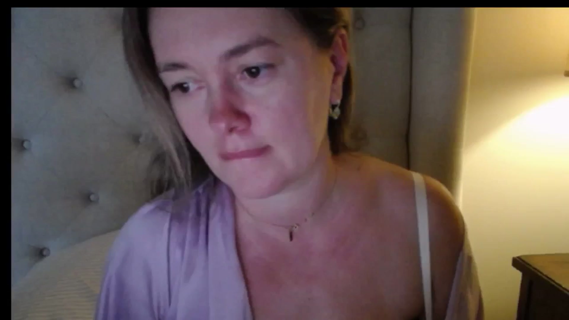 Gallery image thumbnail from J0llye's myfreecams stream on, 11/26/2025, 21:12 image 5 of 20