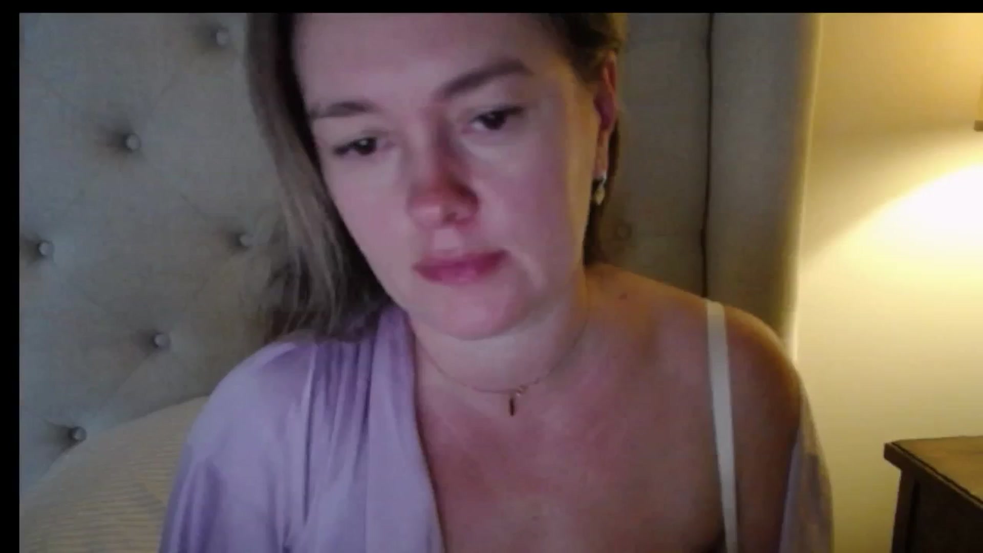Gallery image thumbnail from J0llye's myfreecams stream on, 11/26/2025, 21:12 image 2 of 20