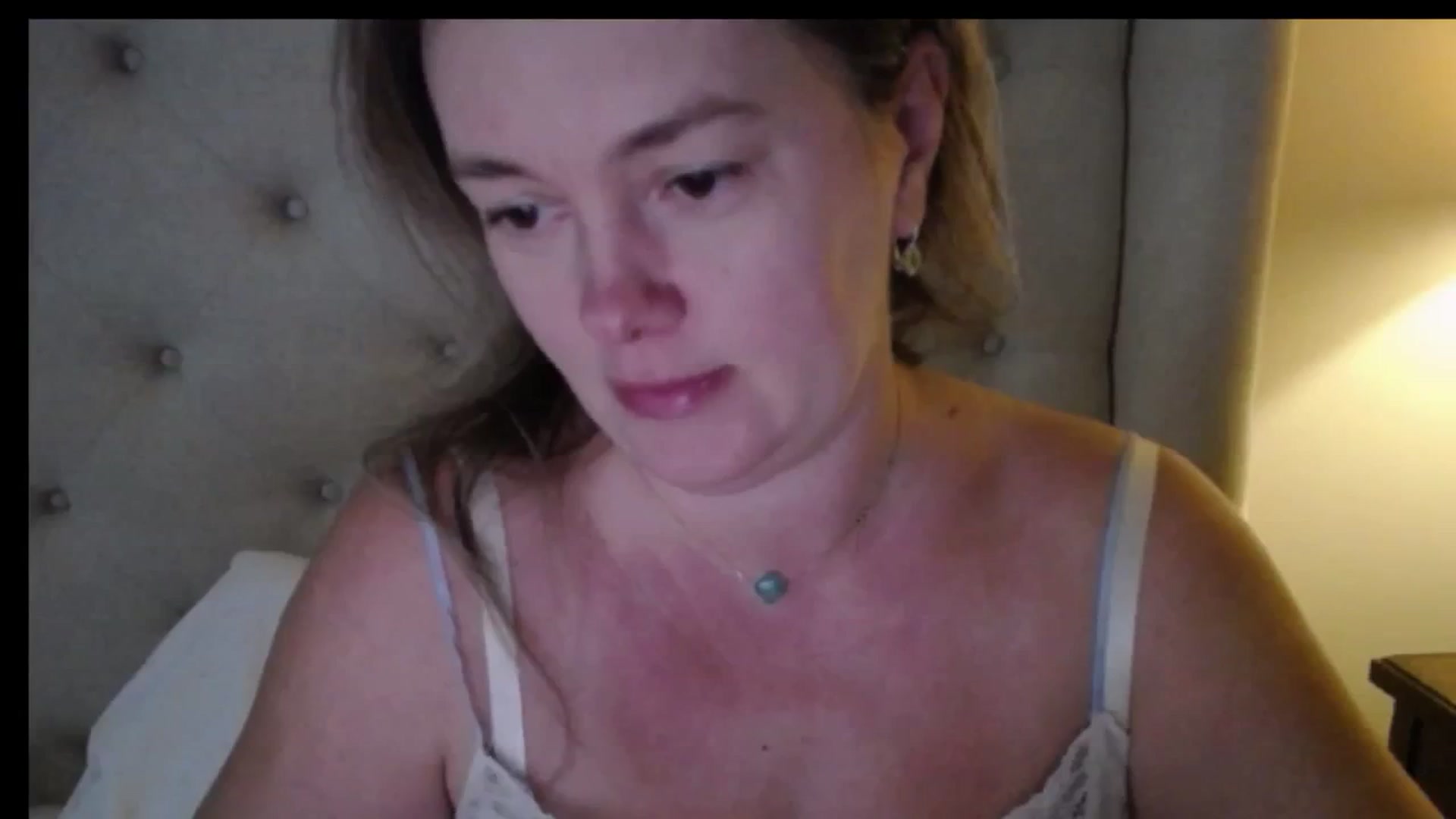 Gallery image thumbnail from J0llye's myfreecams stream on, 12/02/2025, 21:16 image 1 of 20