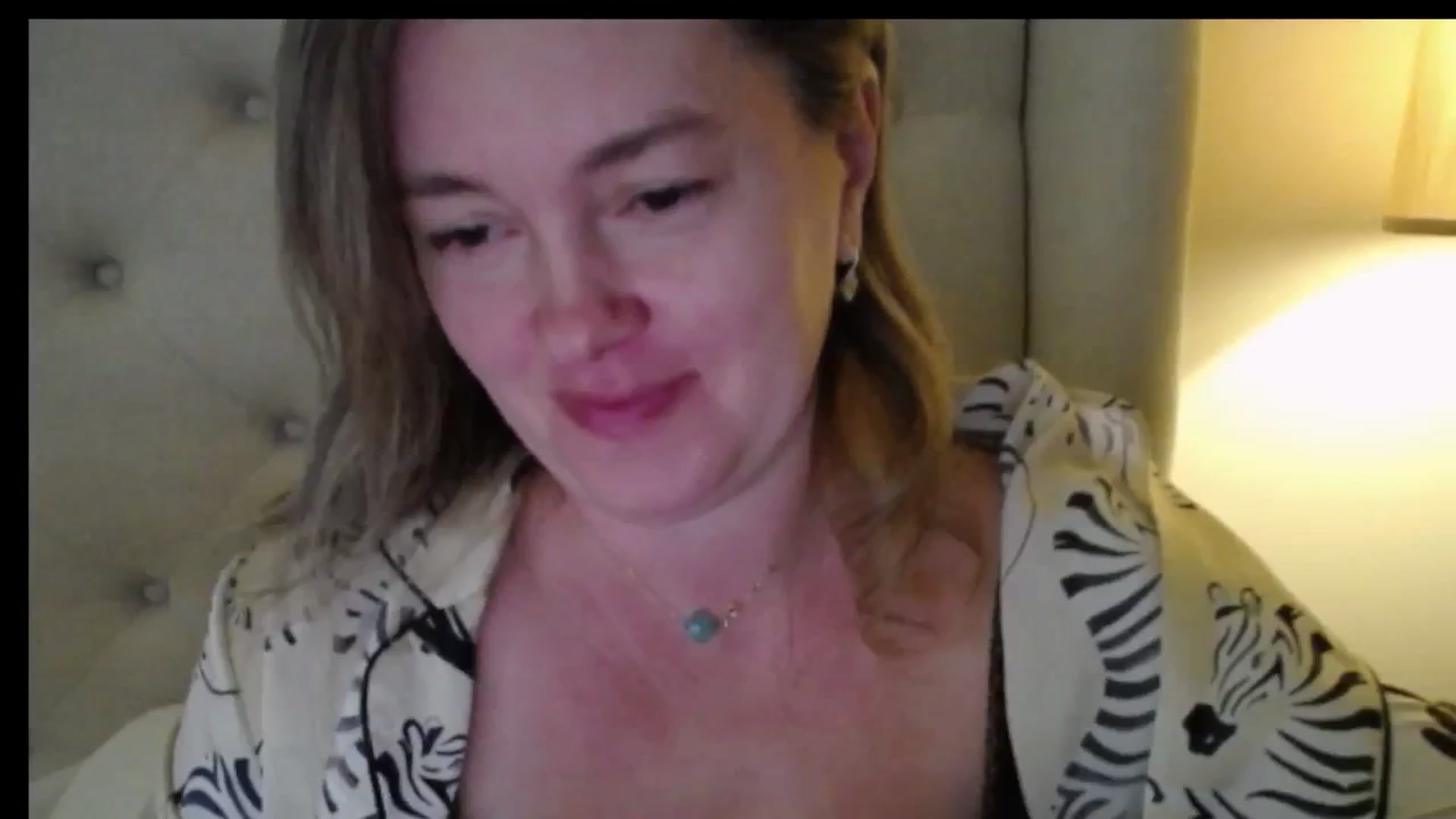 Gallery image thumbnail from J0llye's myfreecams stream on, 12/05/2025, 16:58 image 11 of 20