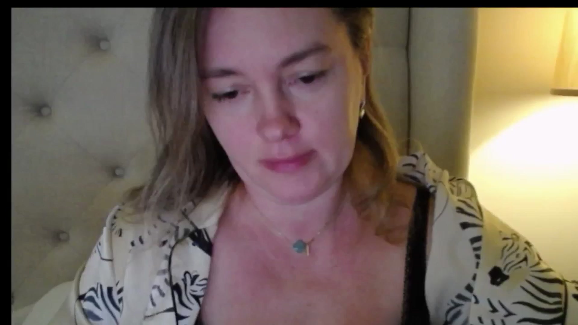 Gallery image thumbnail from J0llye's myfreecams stream on, 12/05/2025, 16:58 image 8 of 20