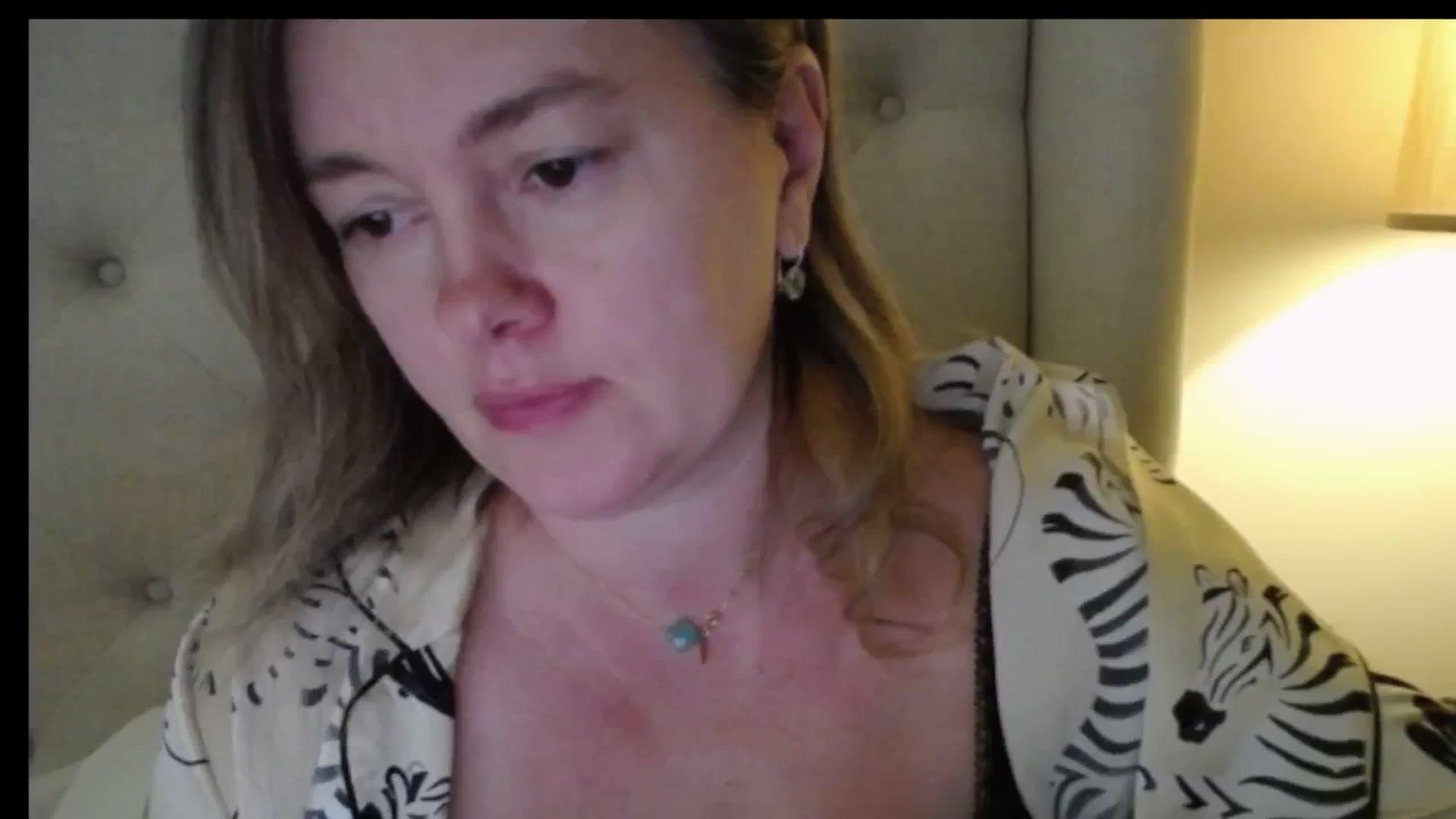 Gallery image thumbnail from J0llye's myfreecams stream on, 12/05/2025, 16:58 image 10 of 20