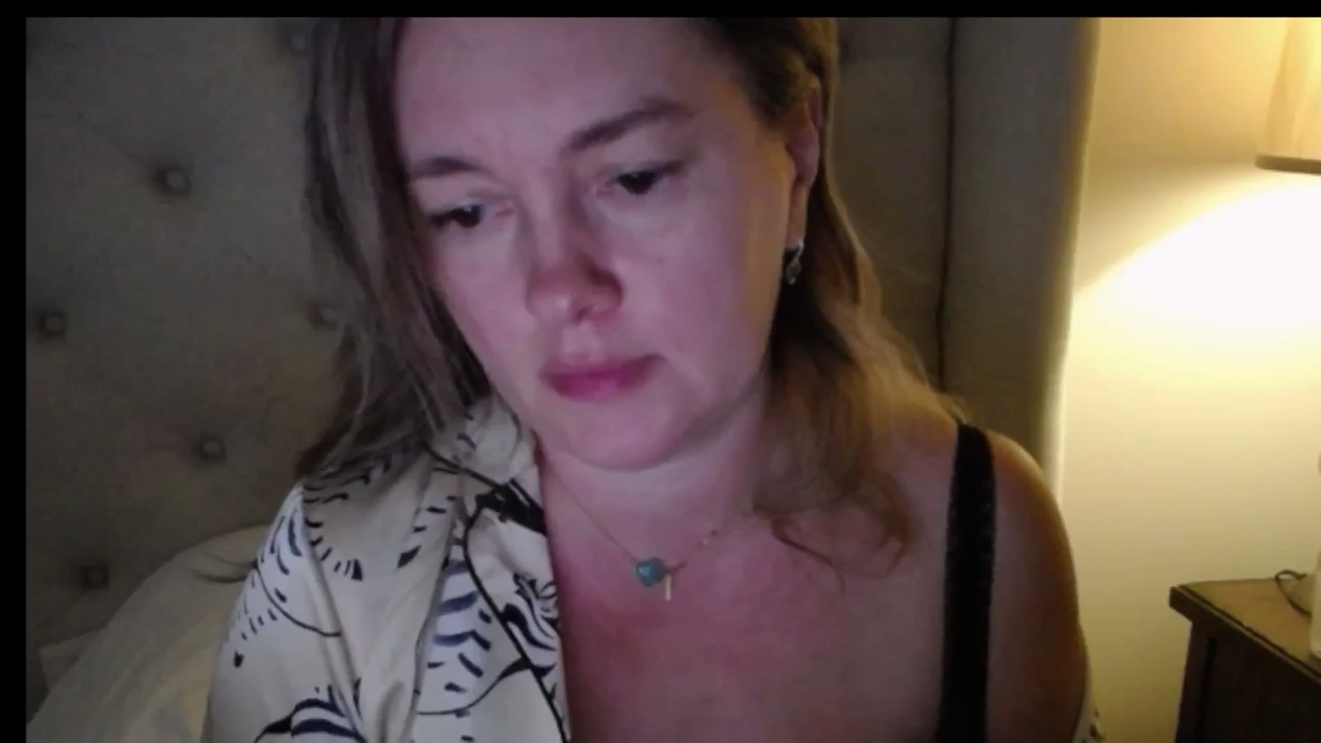 Gallery image thumbnail from J0llye's myfreecams stream on, 12/05/2025, 17:33 image 3 of 20