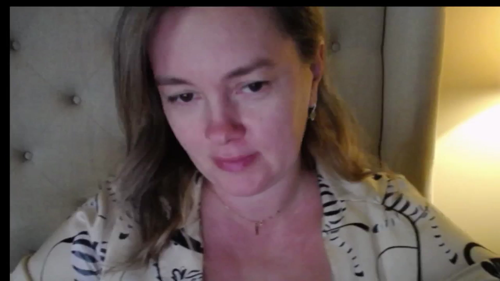 Gallery image thumbnail from J0llye's myfreecams stream on, 12/05/2025, 20:33 image 1 of 20