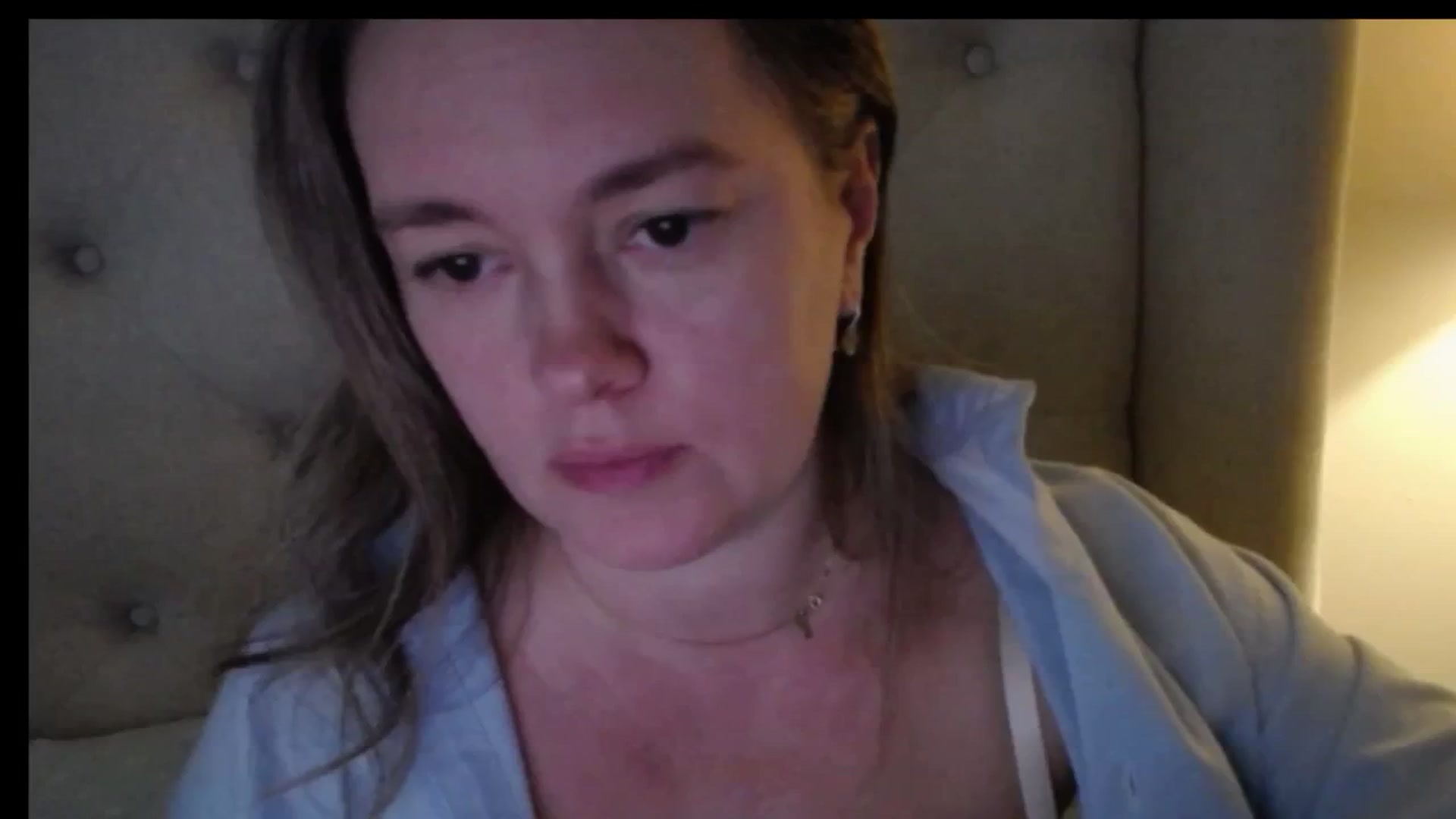 Gallery image thumbnail from J0llye's myfreecams stream on, 12/08/2025, 20:34 image 19 of 20