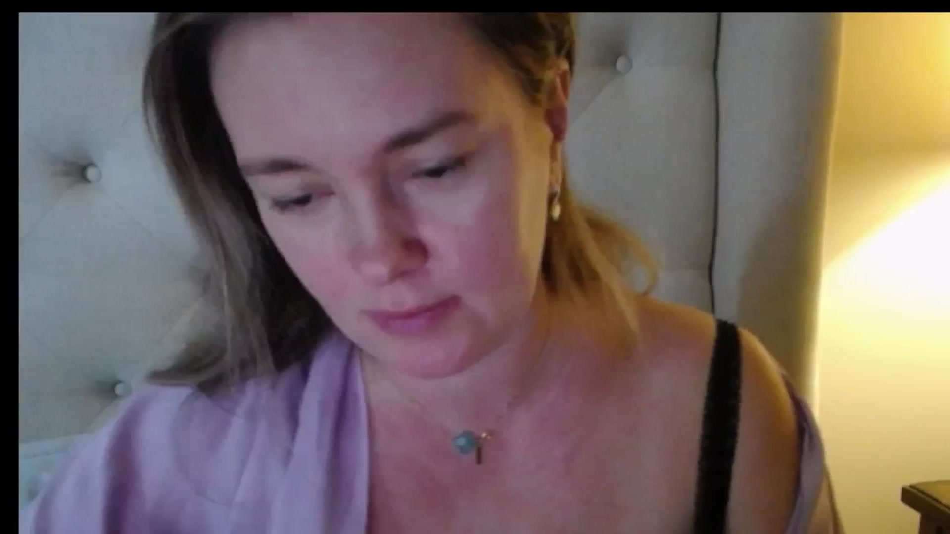 Gallery image thumbnail from J0llye's myfreecams stream on, 12/09/2025, 20:18 image 14 of 20