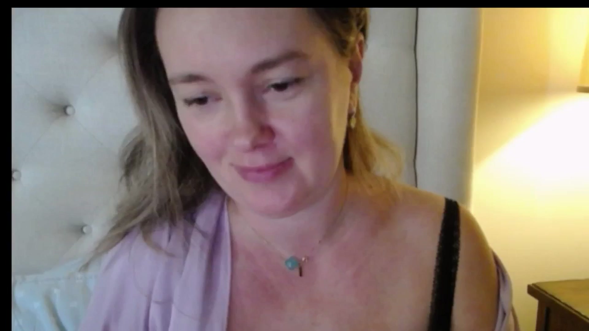 Gallery image thumbnail from J0llye's myfreecams stream on, 12/09/2025, 20:18 image 1 of 20