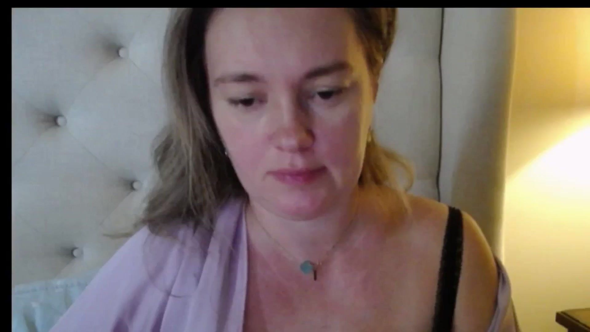 Gallery image thumbnail from J0llye's myfreecams stream on, 12/09/2025, 20:18 image 8 of 20