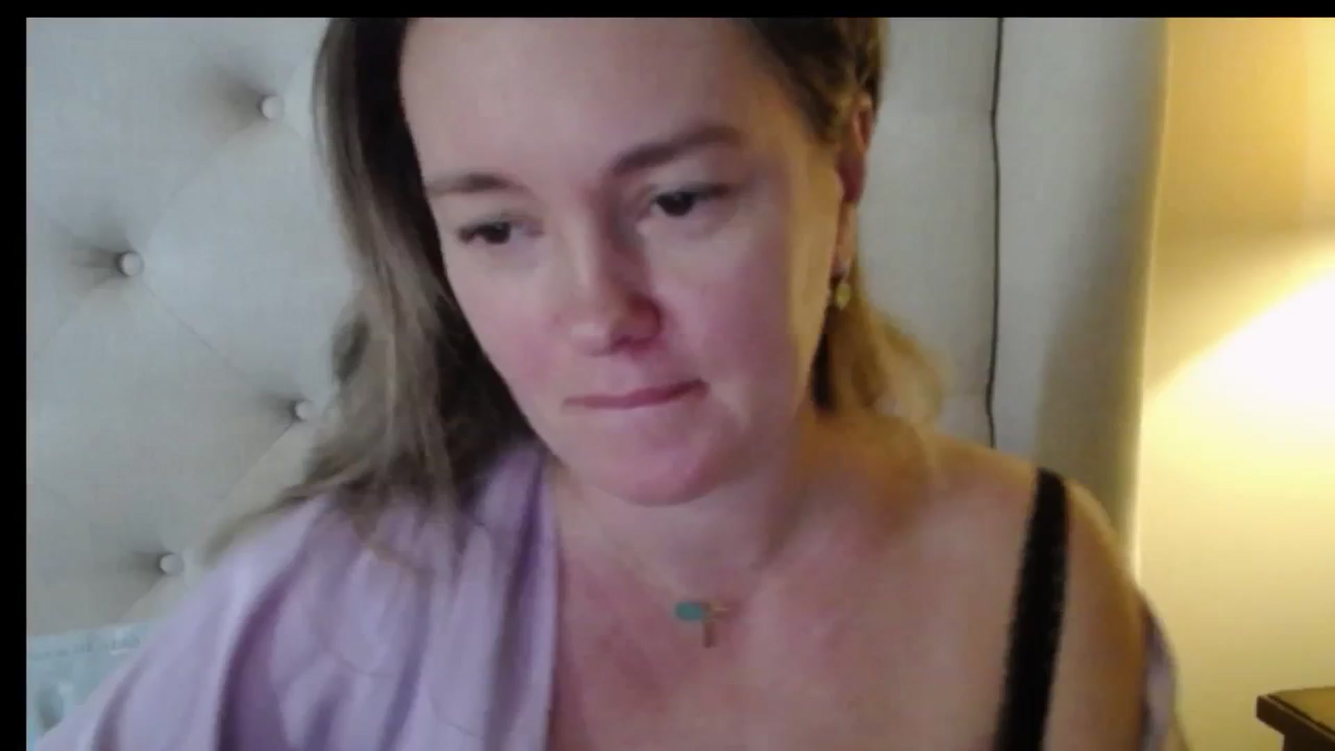 Gallery image thumbnail from J0llye's myfreecams stream on, 12/09/2025, 20:18 image 6 of 20