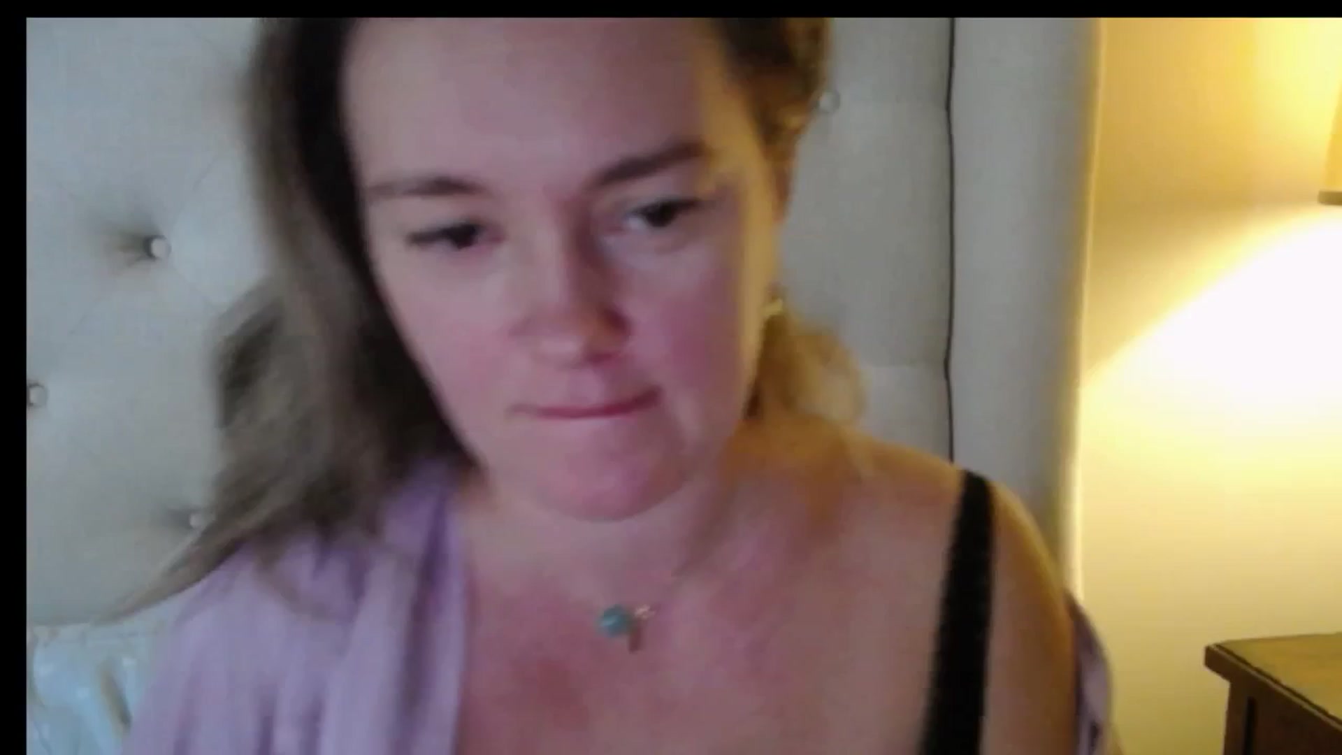 Gallery image thumbnail from J0llye's myfreecams stream on, 12/09/2025, 20:18 image 4 of 20