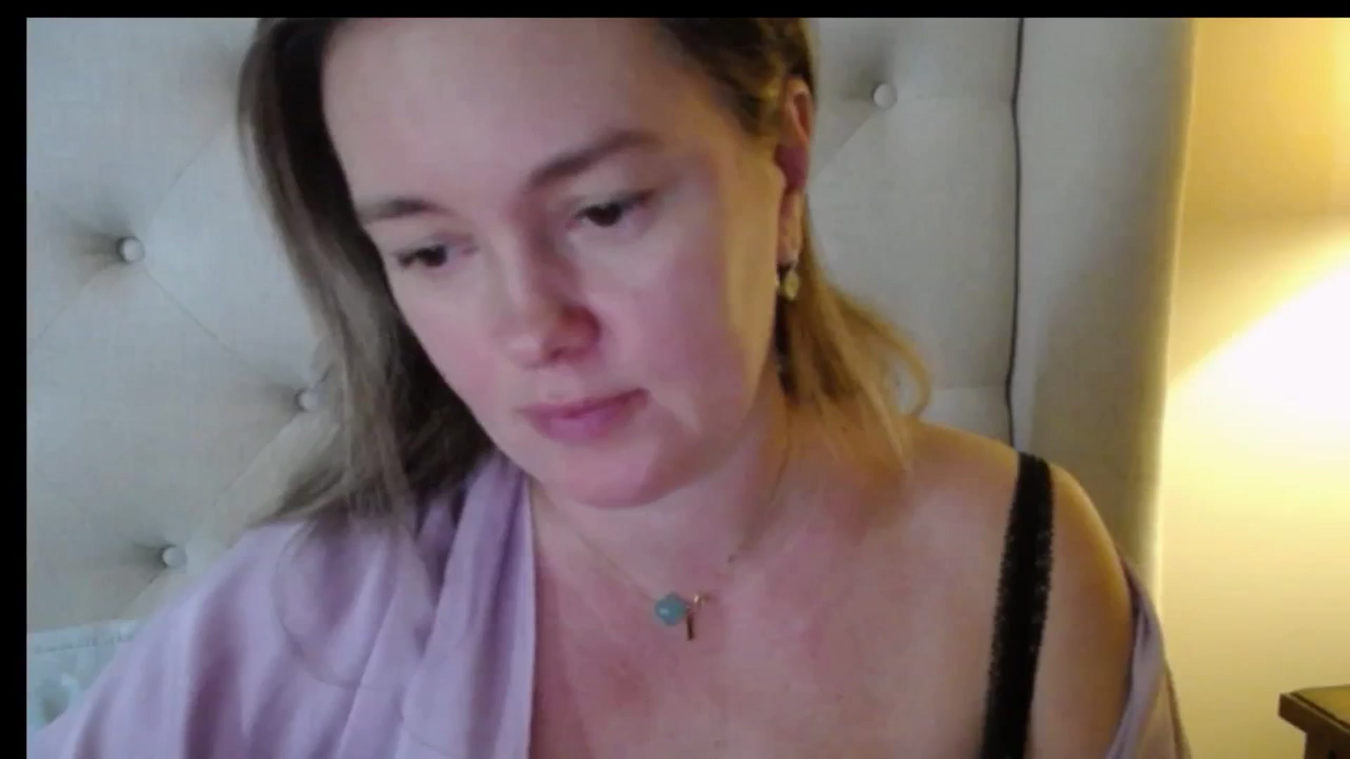 Gallery image thumbnail from J0llye's myfreecams stream on, 12/09/2025, 20:18 image 10 of 20
