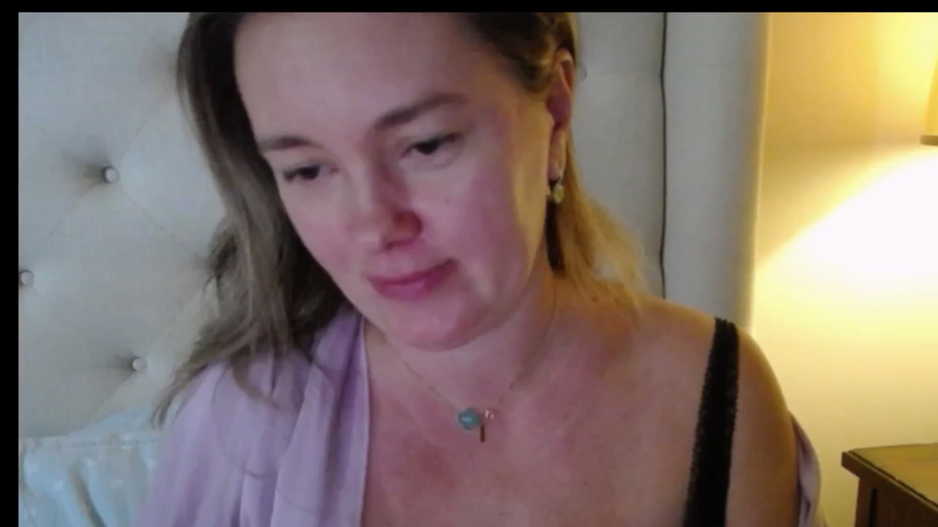 Gallery image thumbnail from J0llye's myfreecams stream on, 12/09/2025, 20:18 image 3 of 20